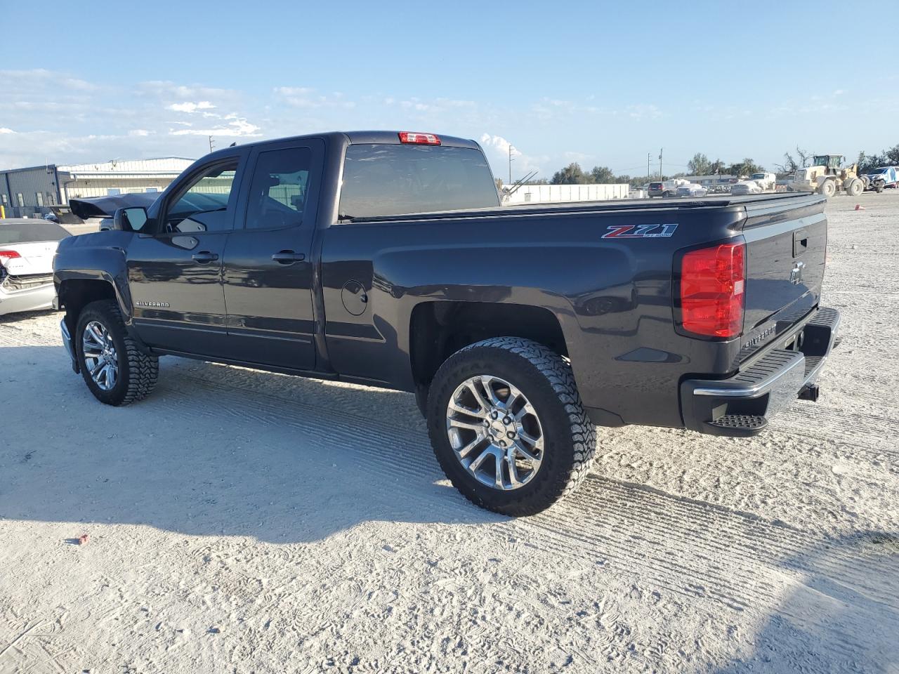 2015 Chevrolet Silverado - Image 2