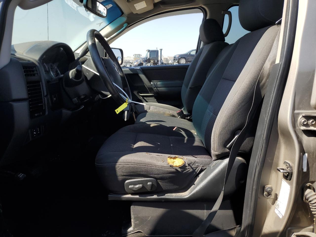 2008 Nissan Titan - Image 7
