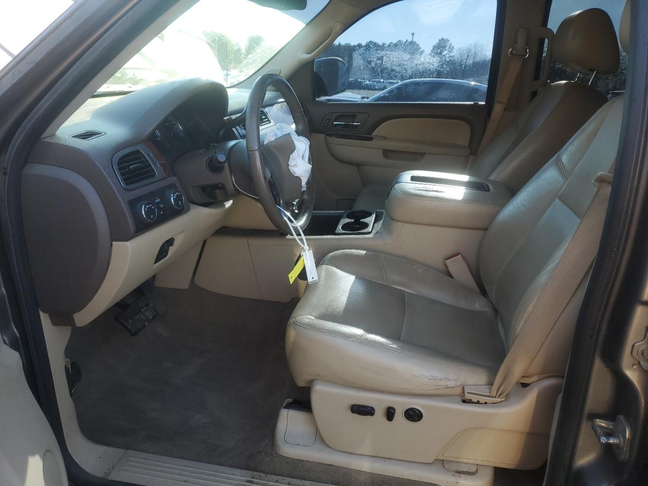 2012 Chevrolet Silverado - Image 7