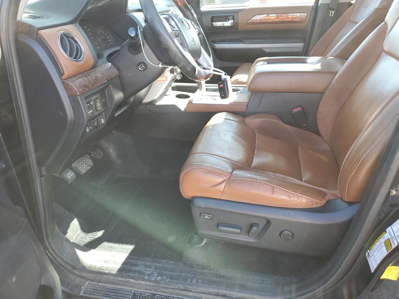2021 Toyota Tundra - Image 7