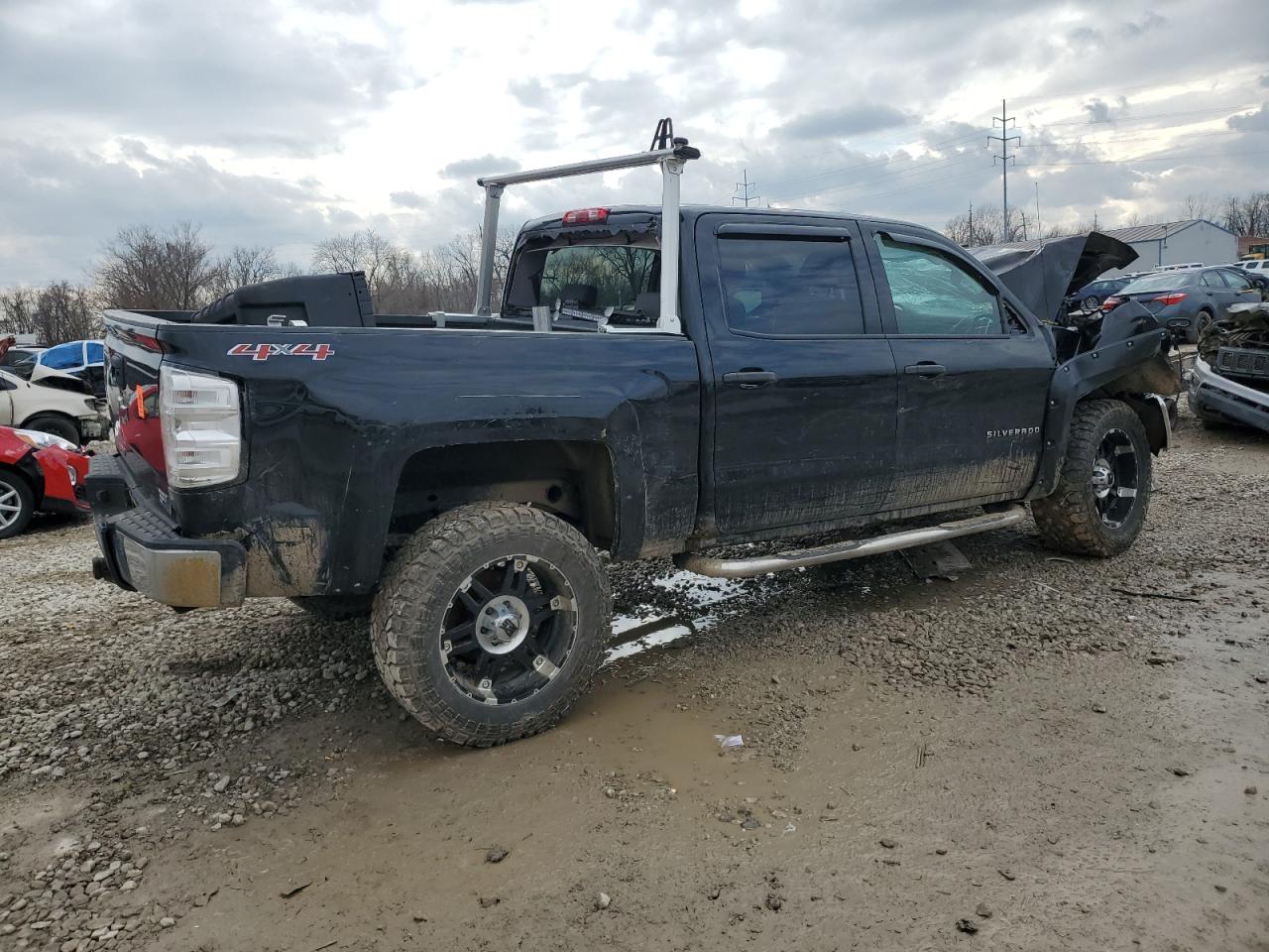 2014 Chevrolet Silverado - Image 3