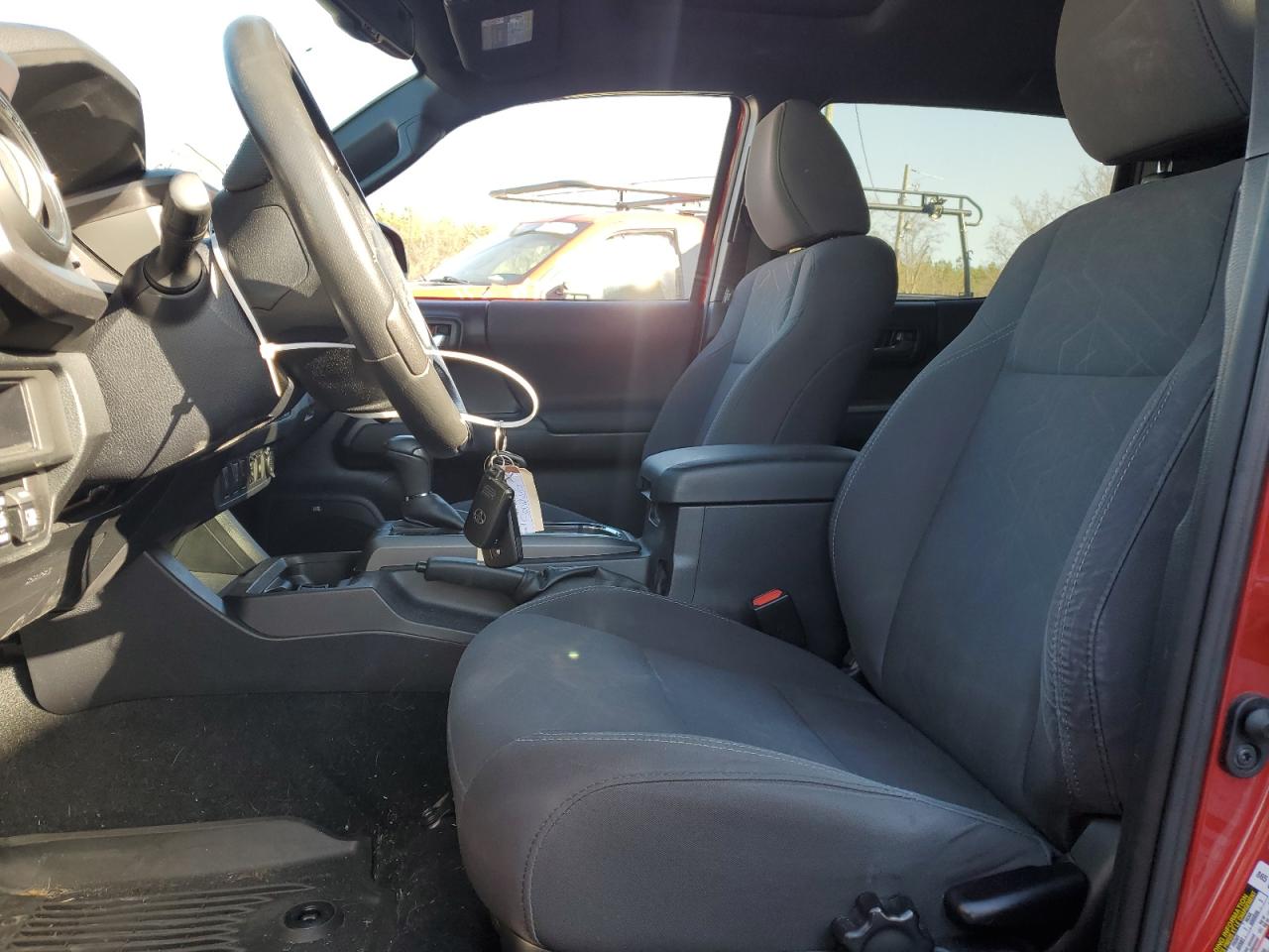 2017 Toyota Tacoma - Image 7