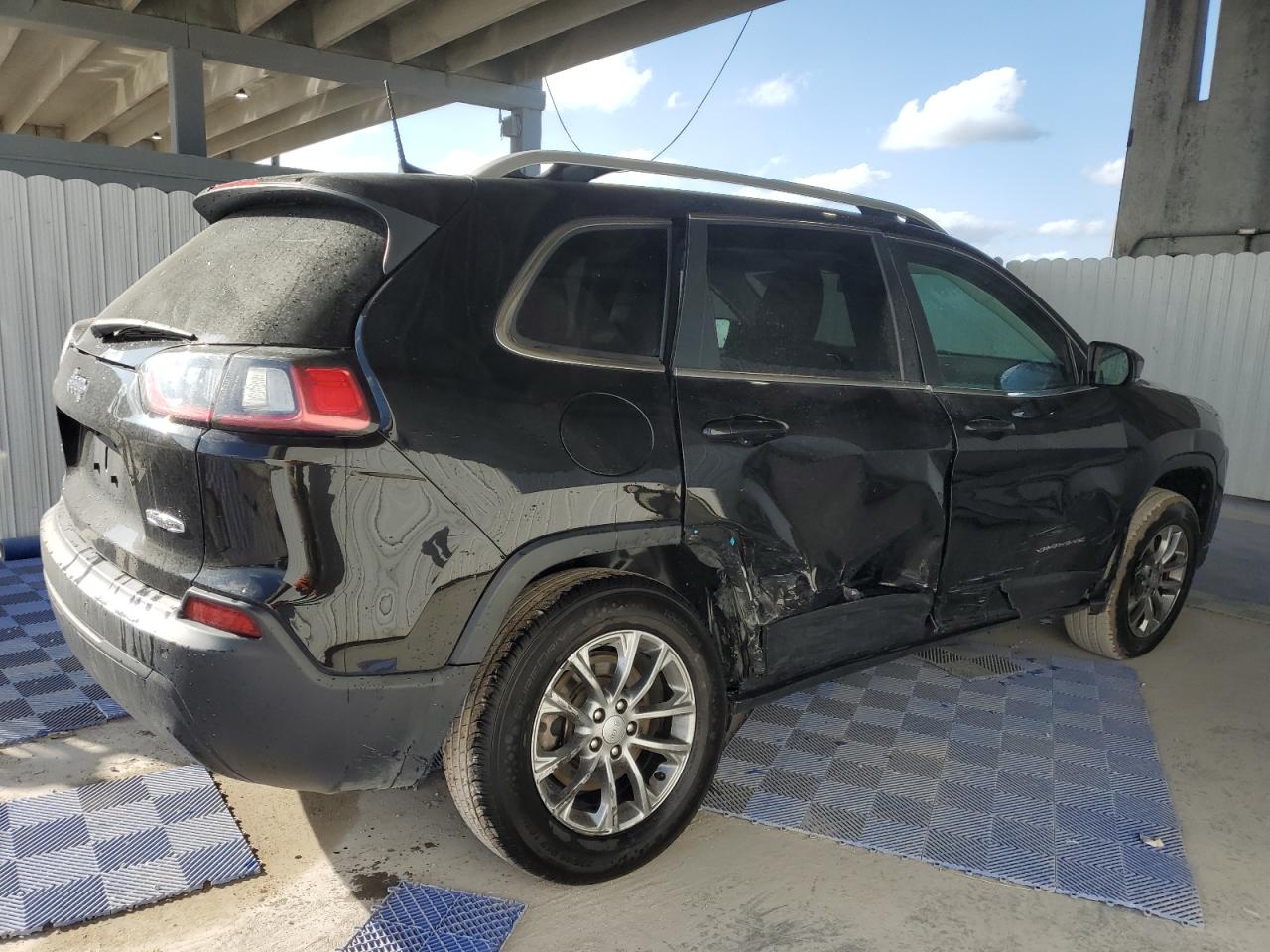 2020 Jeep Grand Cherokee - Image 3