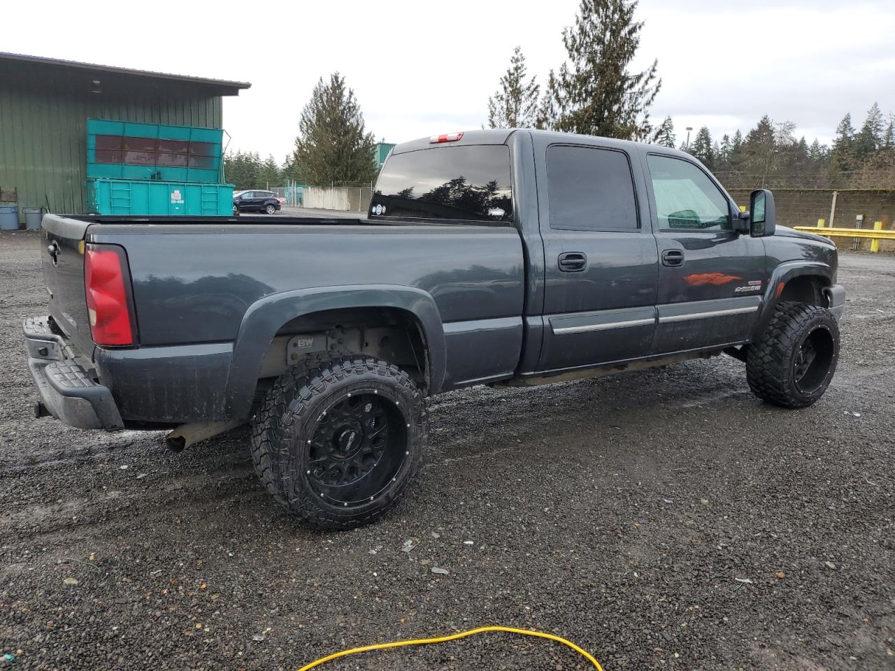 2005 Chevrolet Silverado - Image 3