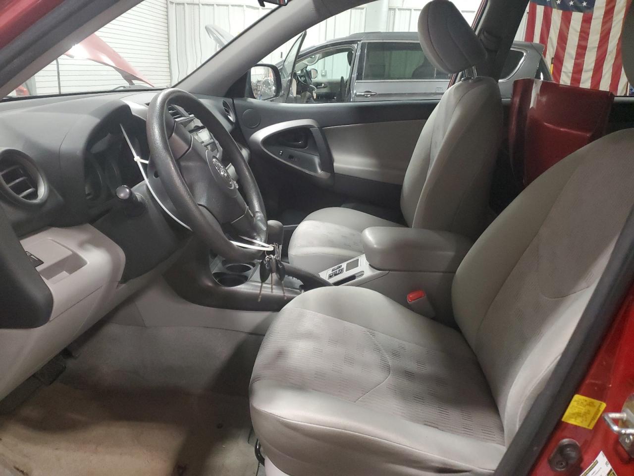 2011 Toyota RAV 4 - Image 7