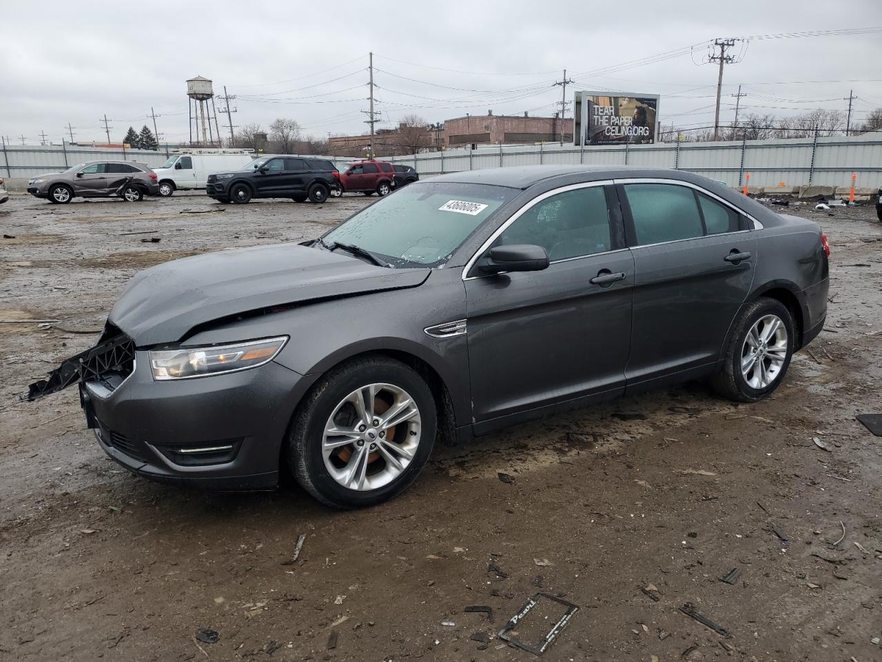 2015 Ford Taurus - Image 1