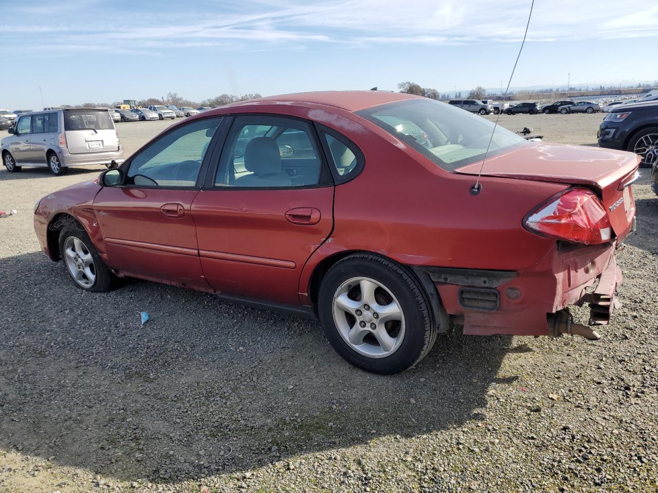 2001 Ford Taurus - Image 2