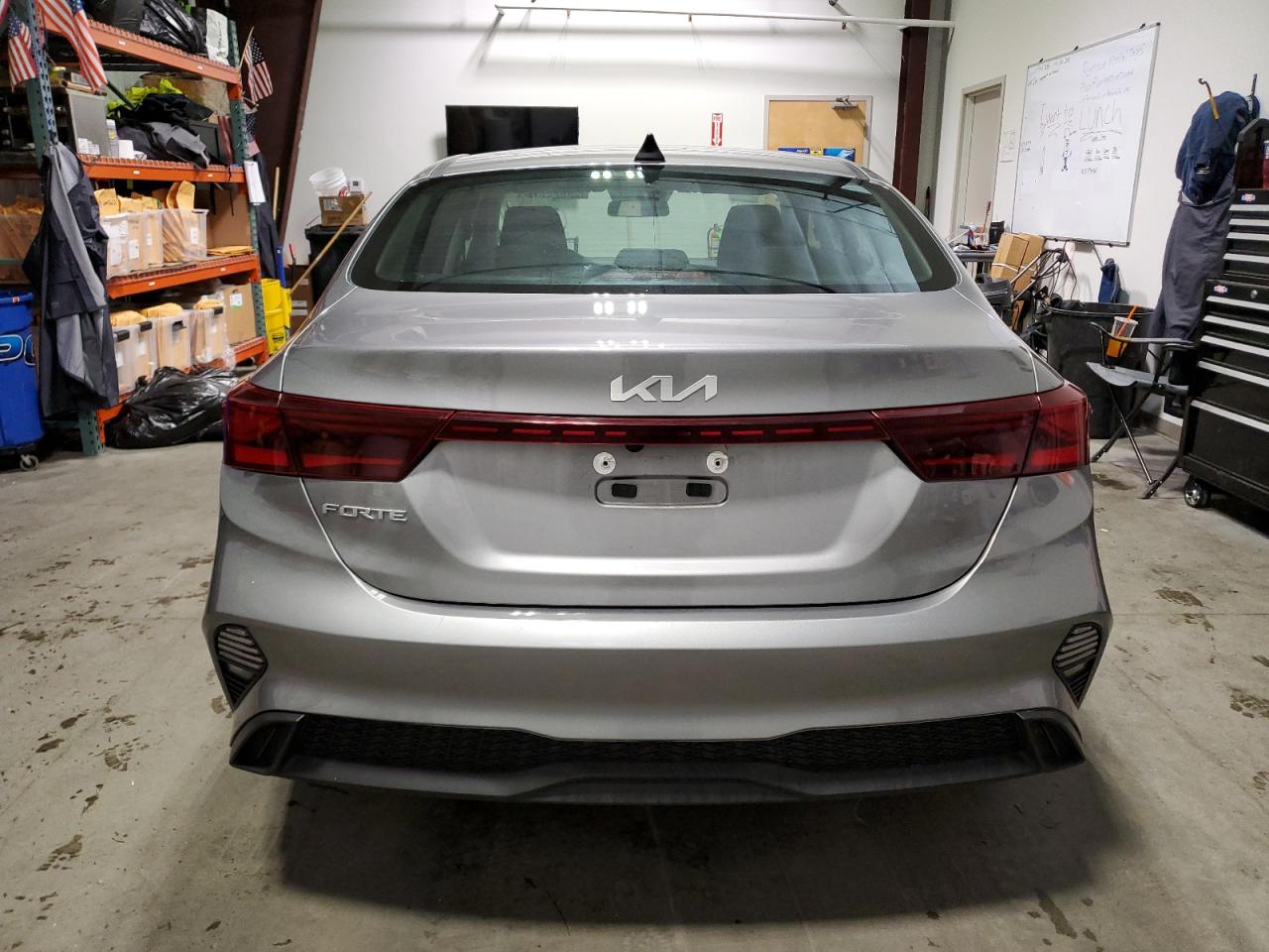 2024 Kia Forte - Image 6
