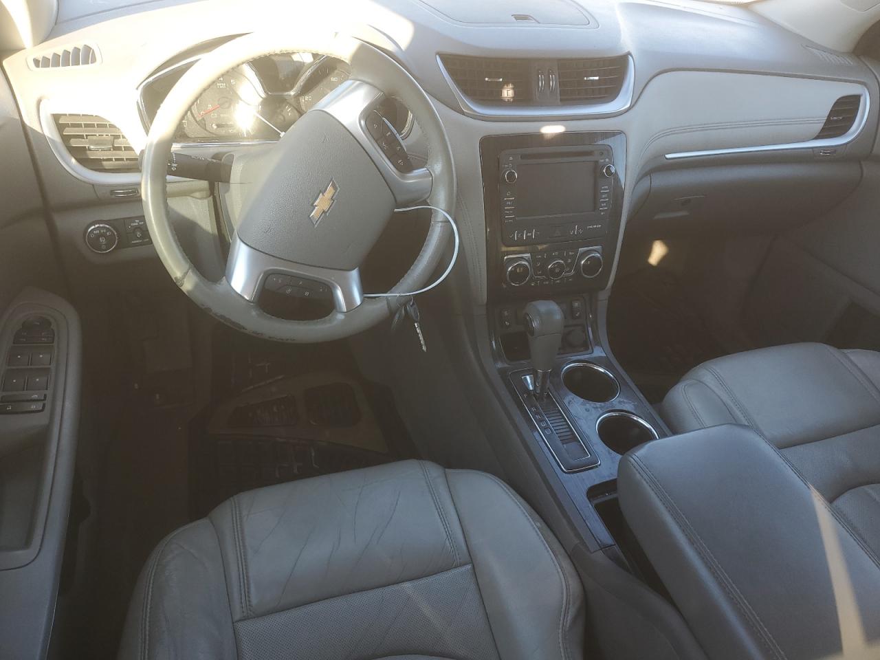 2015 Chevrolet Traverse - Image 8