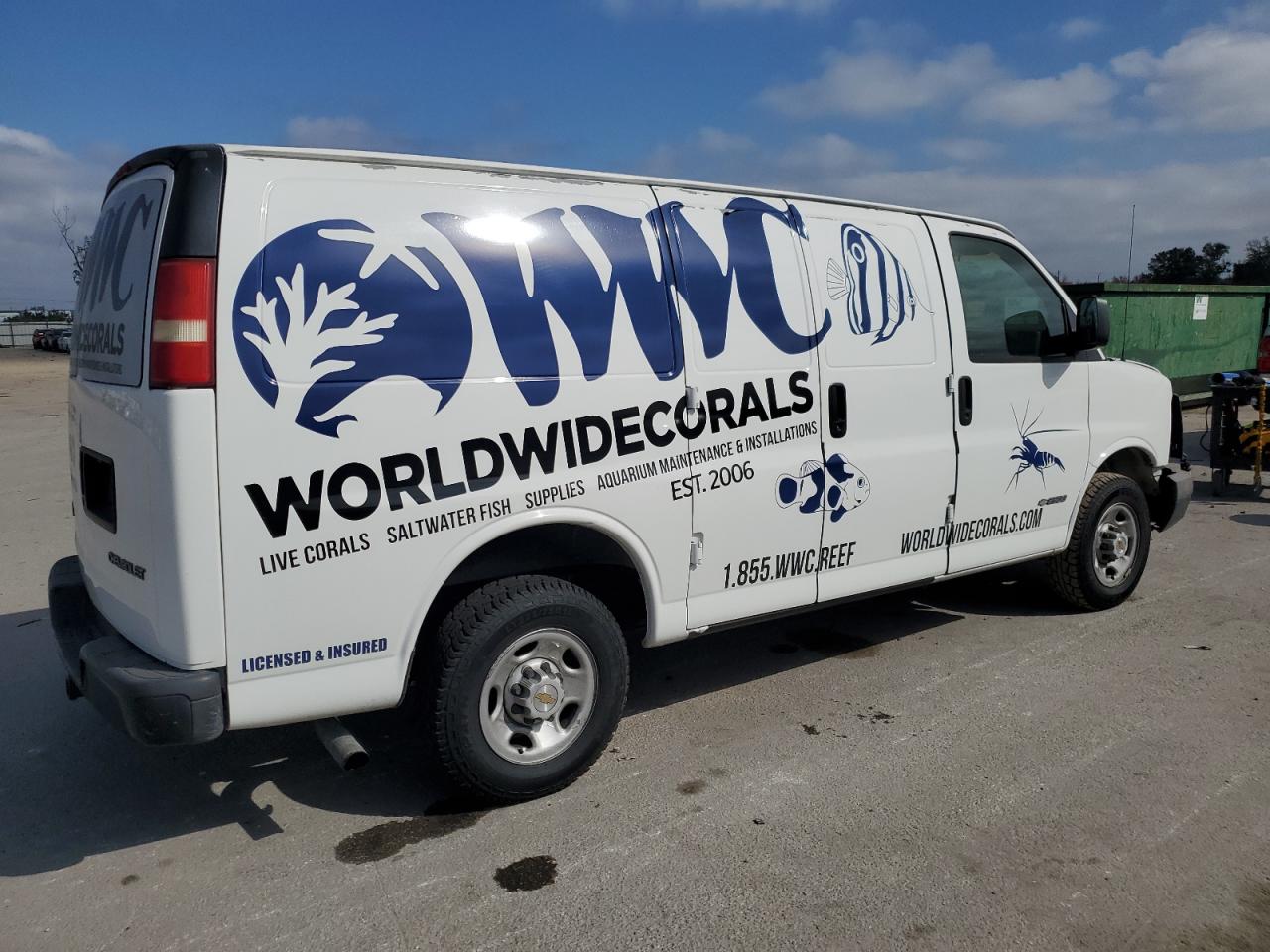 2003 Chevrolet Express - Image 3