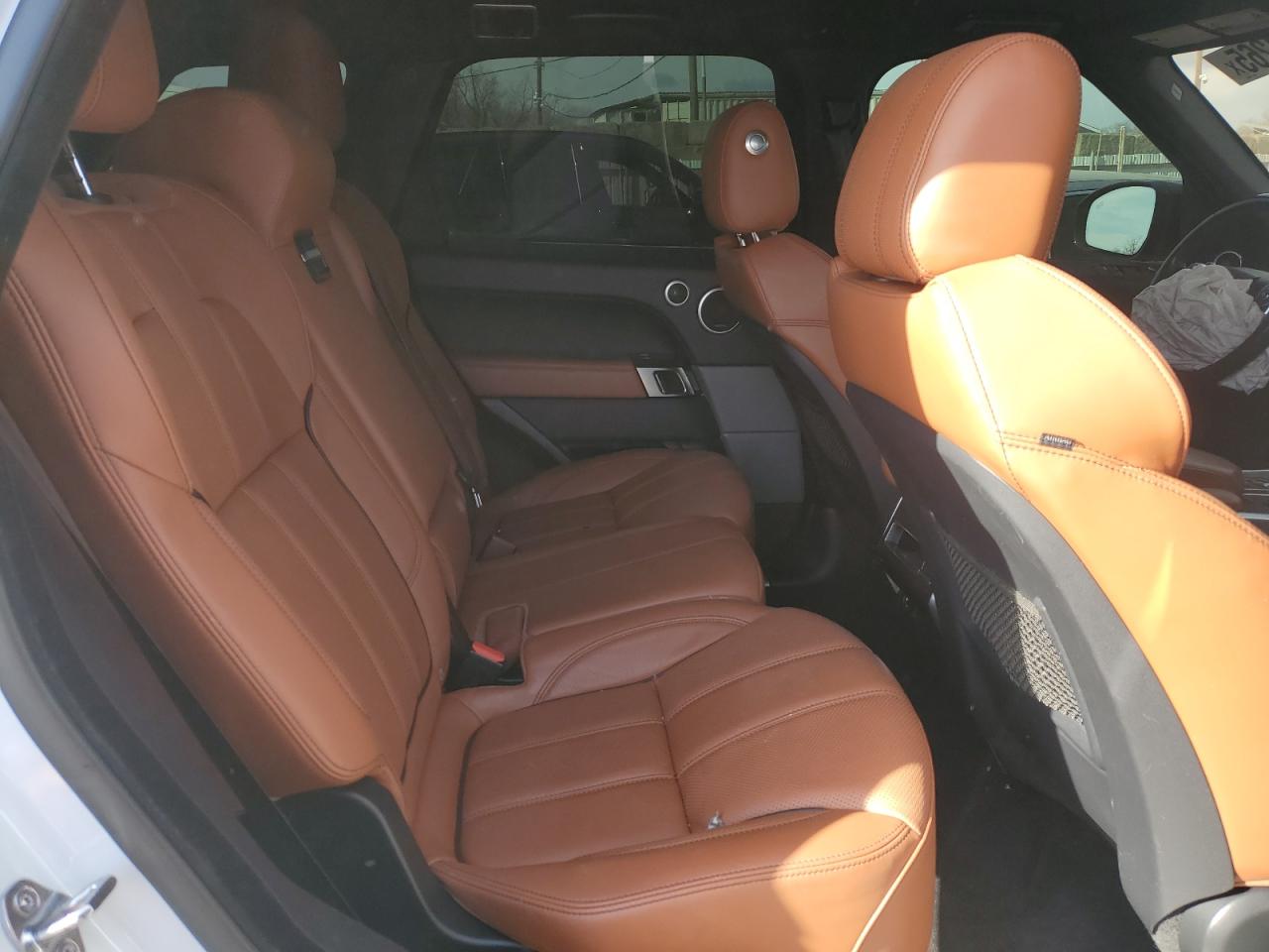 2017 Land Rover Range Rover - Image 11