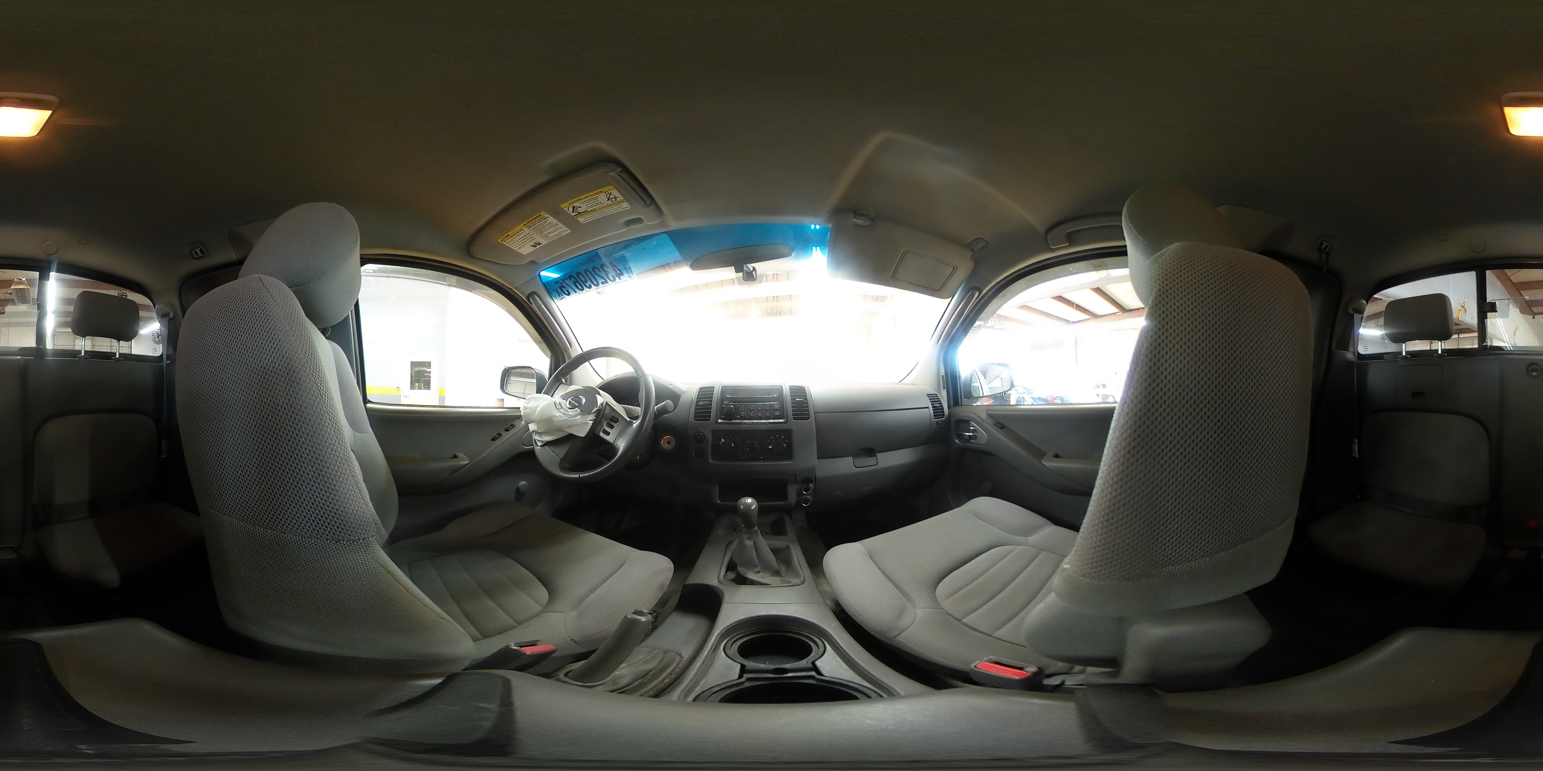 2005 Nissan Navara (Frontier) - Image 13