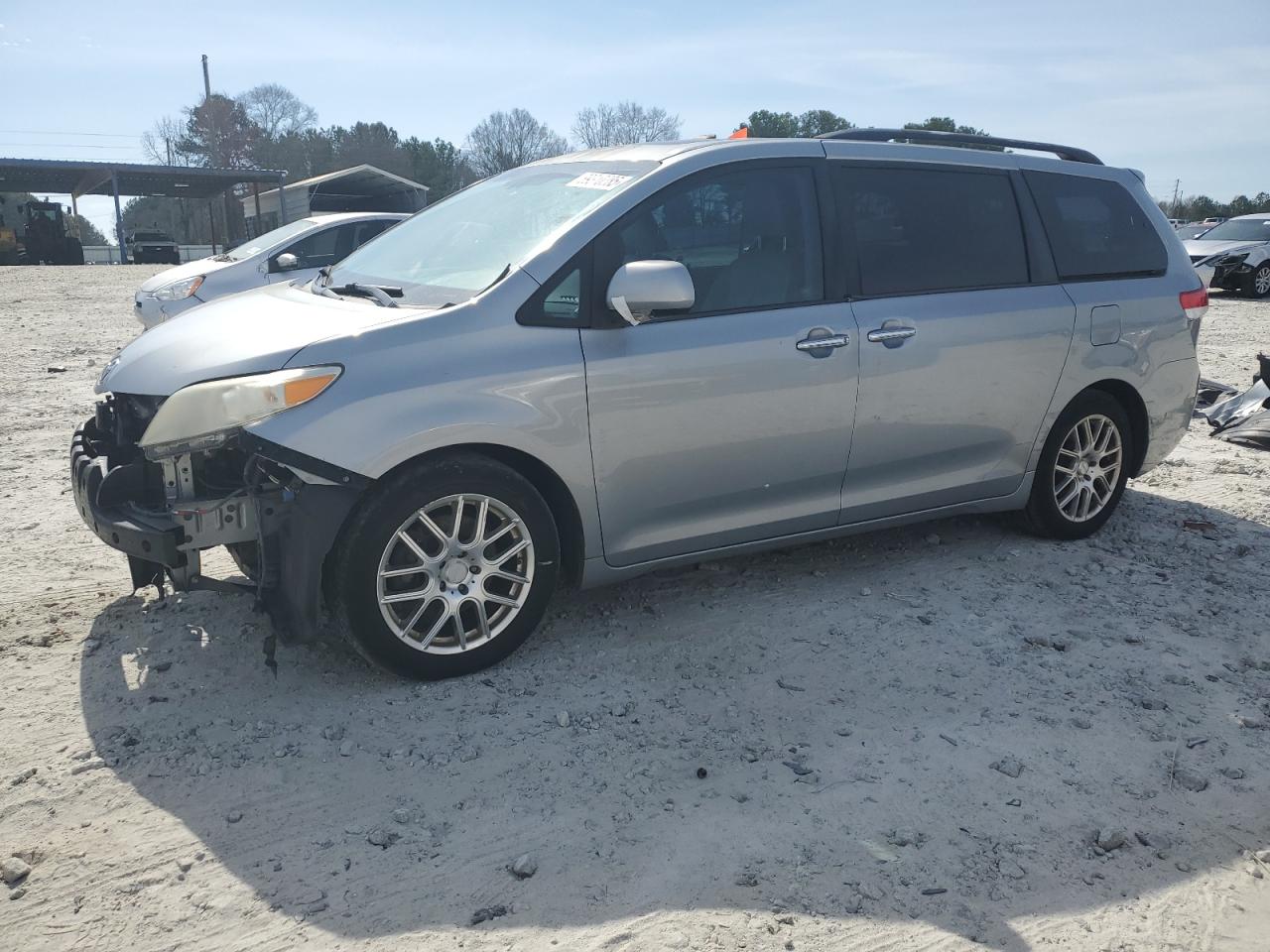 2011 Toyota Sienna - Image 1