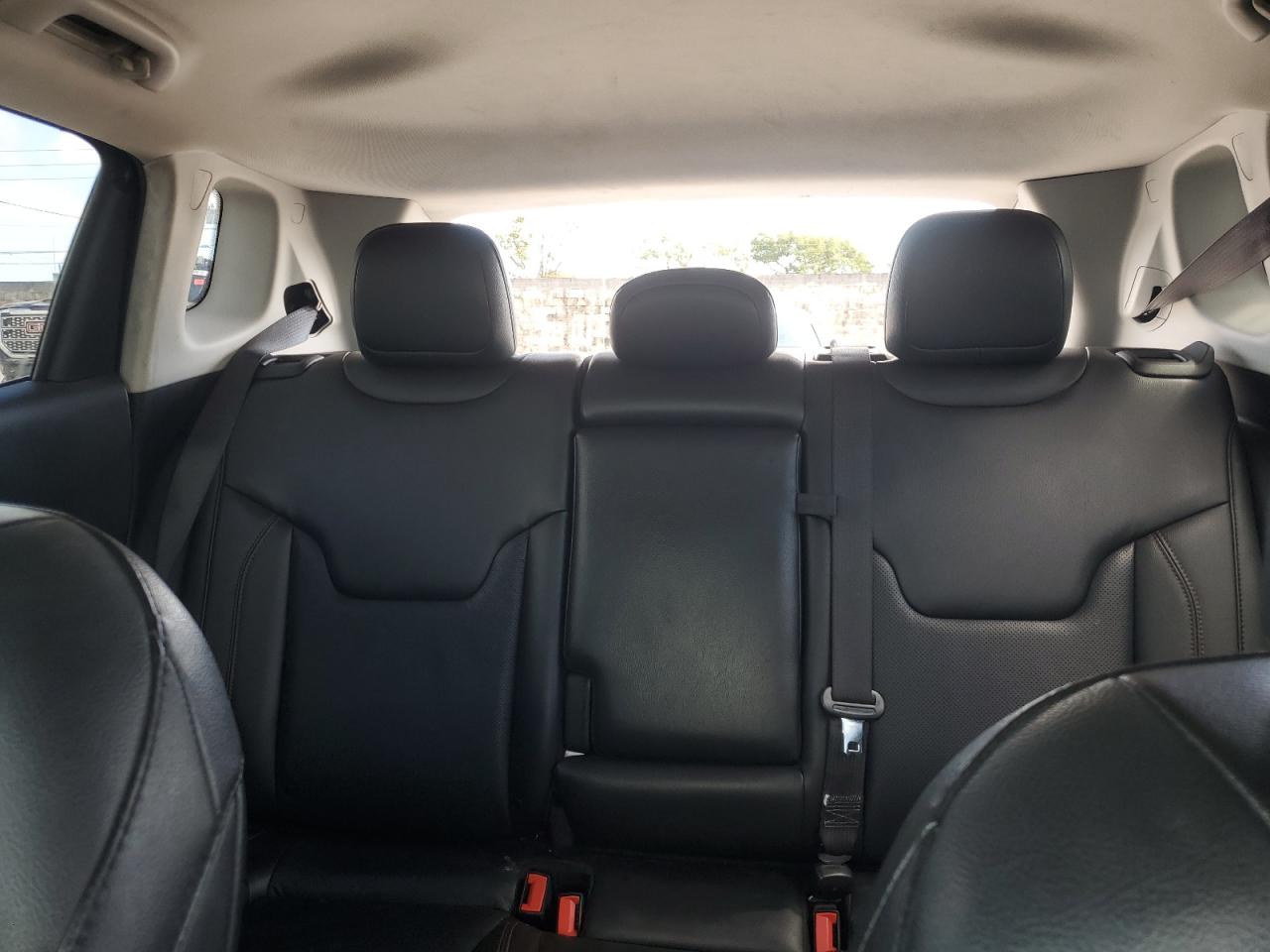 2021 Jeep Compass - Image 10