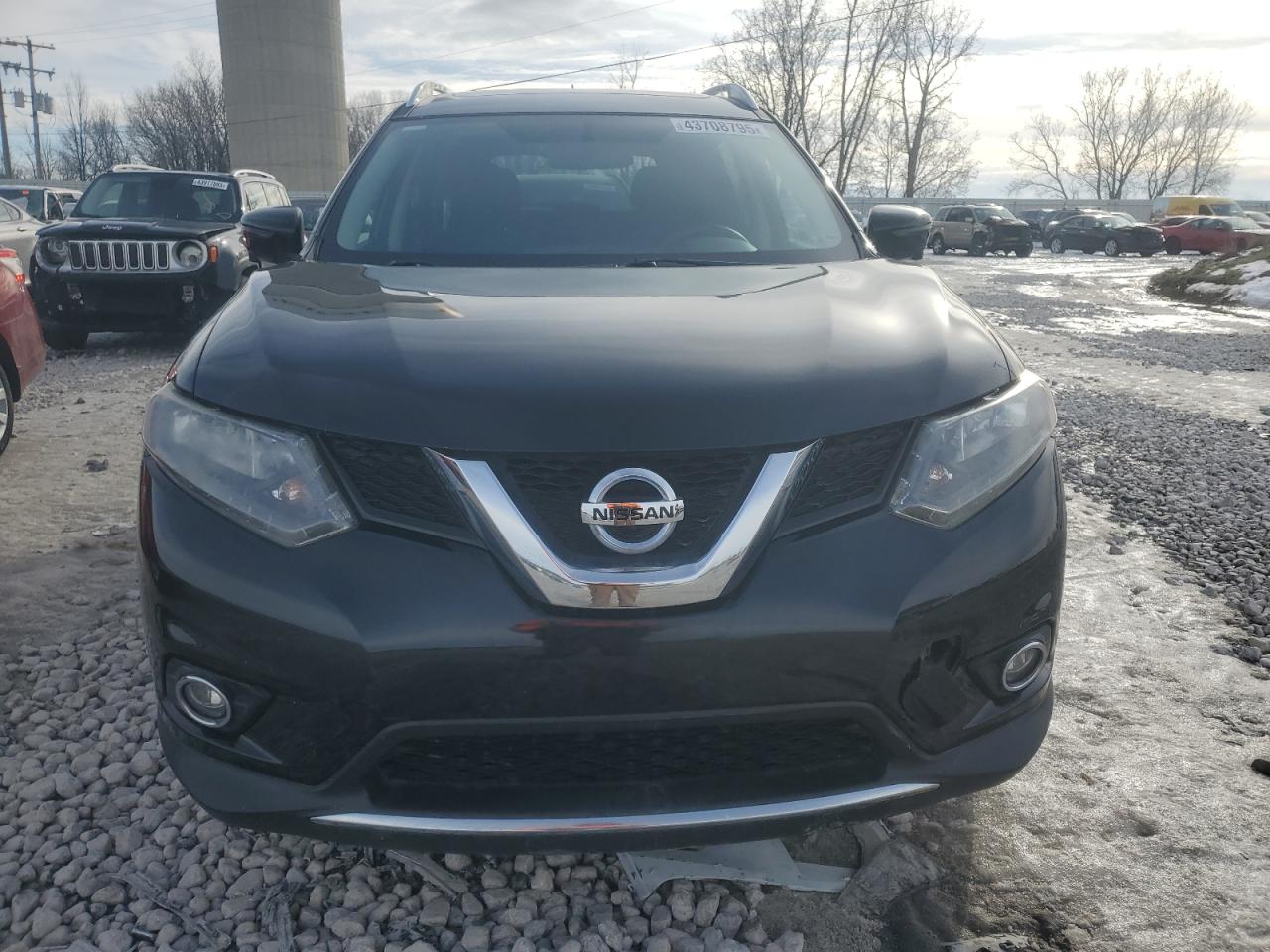 2016 Nissan Rogue - Image 5