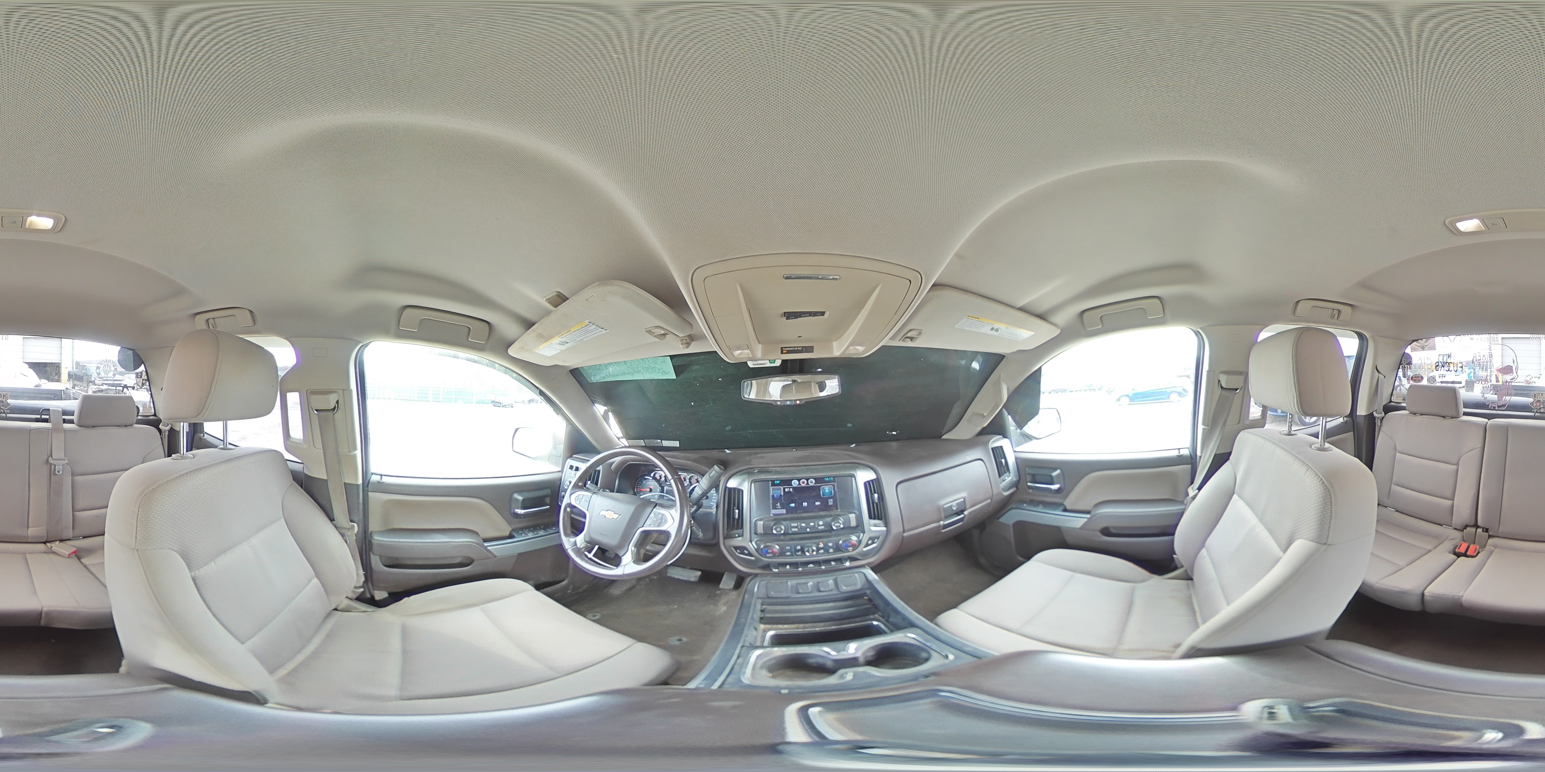 2015 Chevrolet Silverado - Image 13