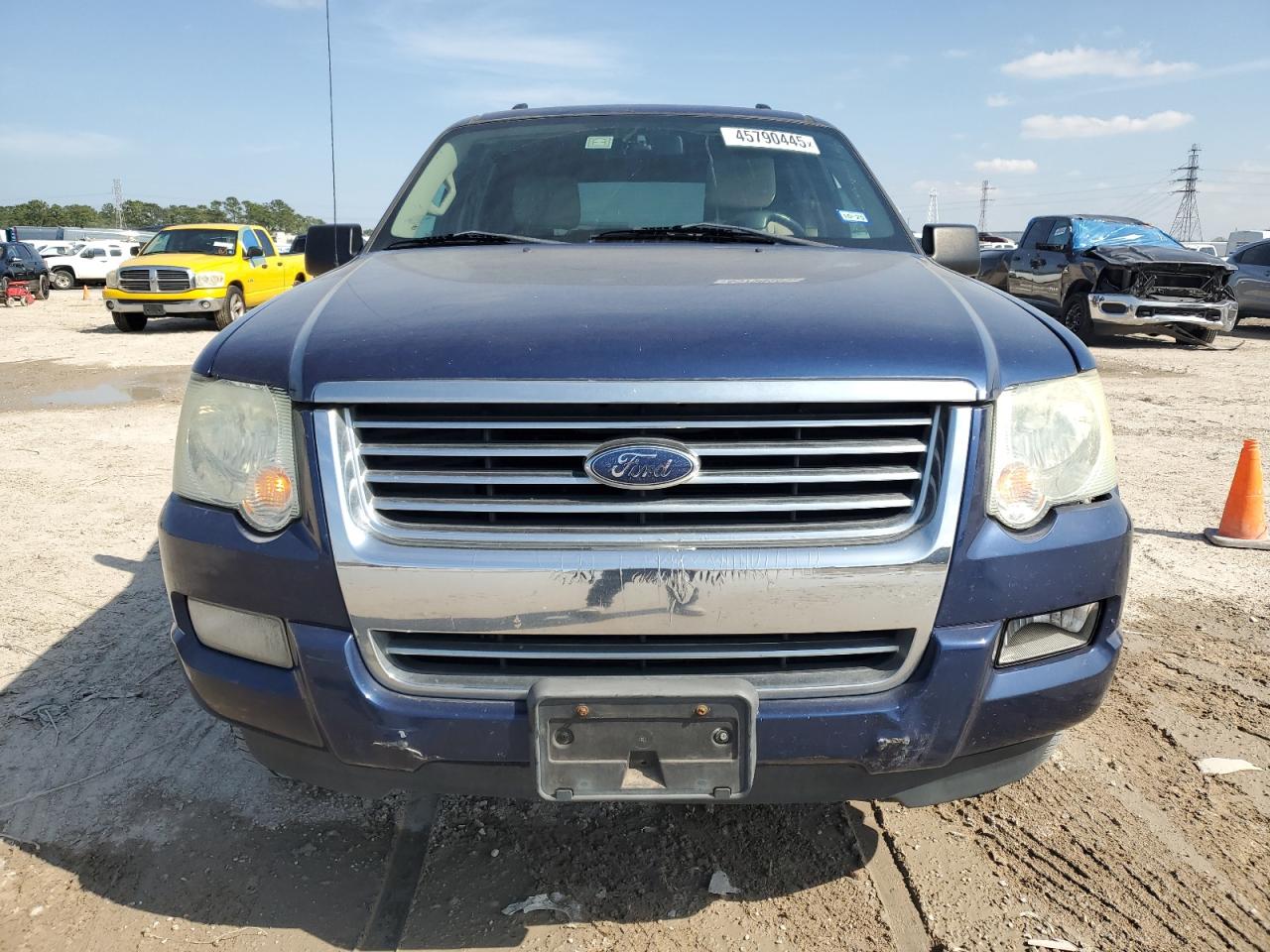 2008 Ford Explorer - Image 5