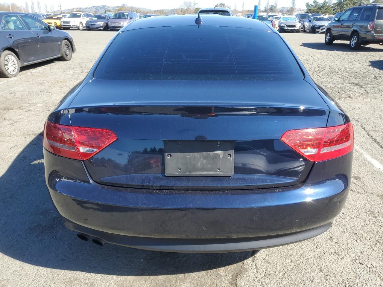 wauvfafr2ba013925 WAUVFAFR2BA013925 2011 Audi A5 Prestige