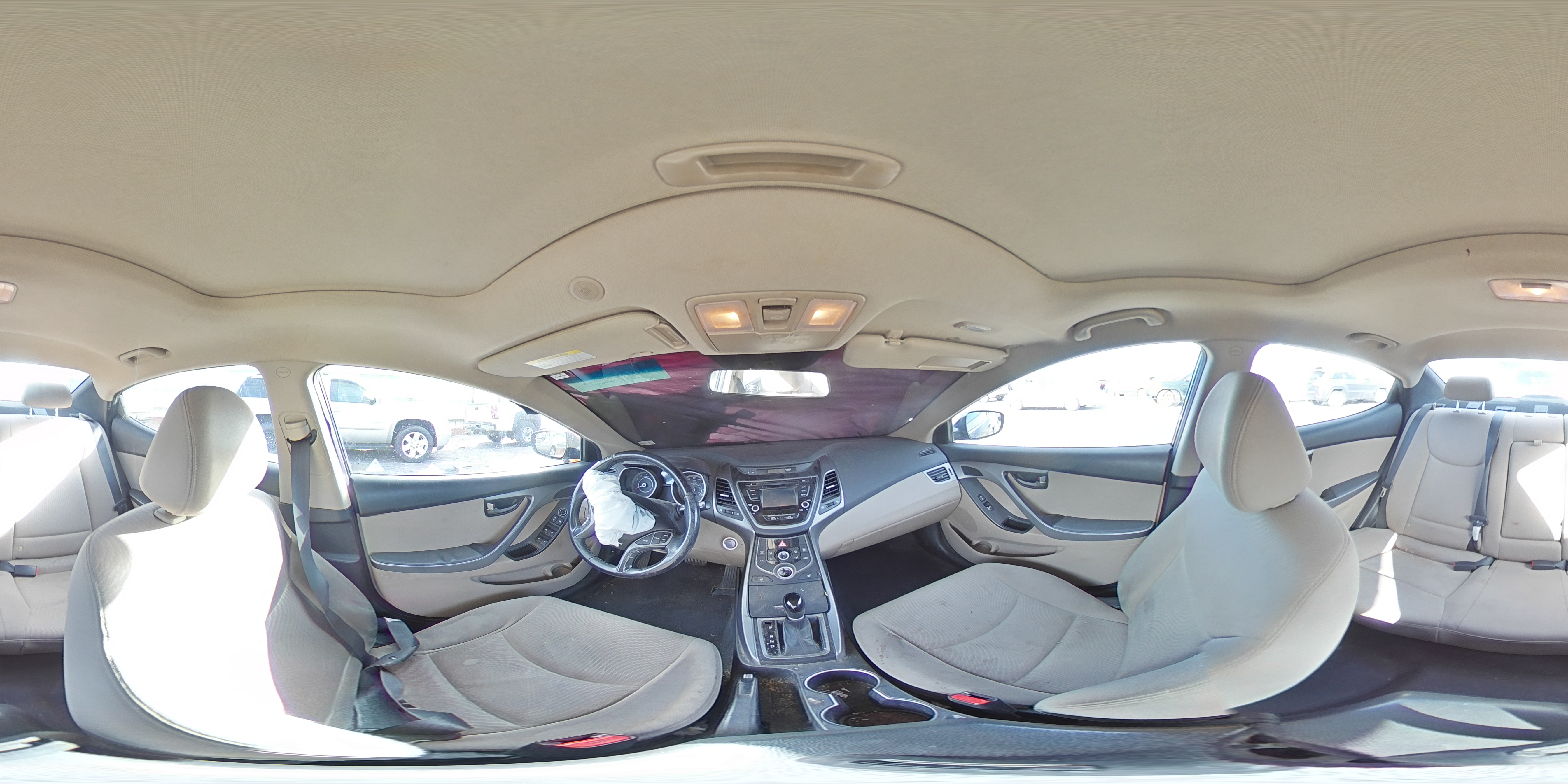 2016 Hyundai Elantra - Image 12