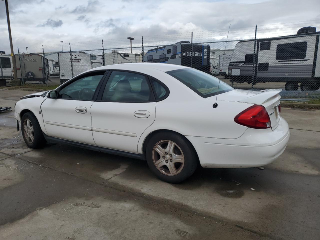 2001 Ford Taurus - Image 2