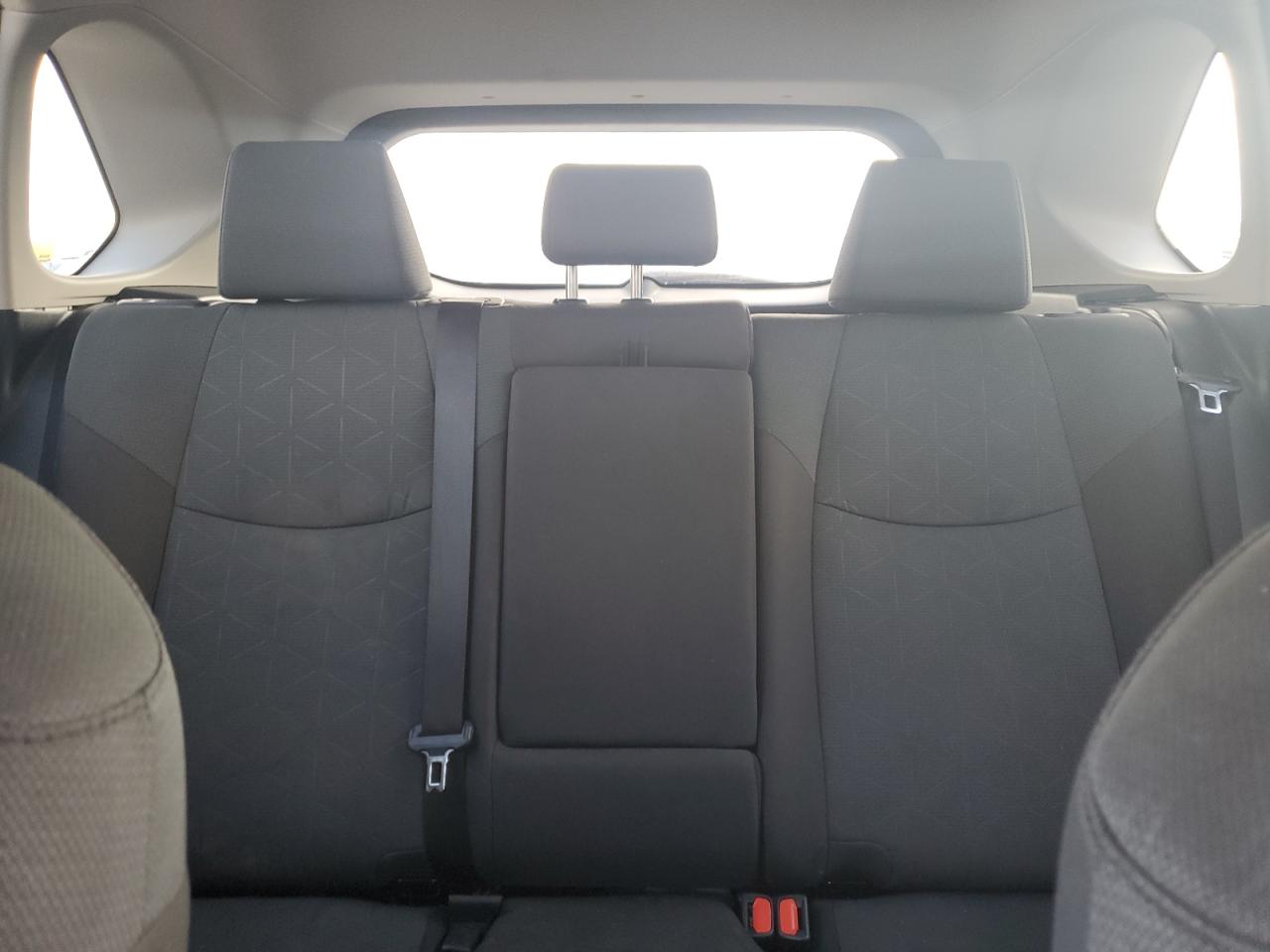 2024 Toyota RAV 4 - Image 10