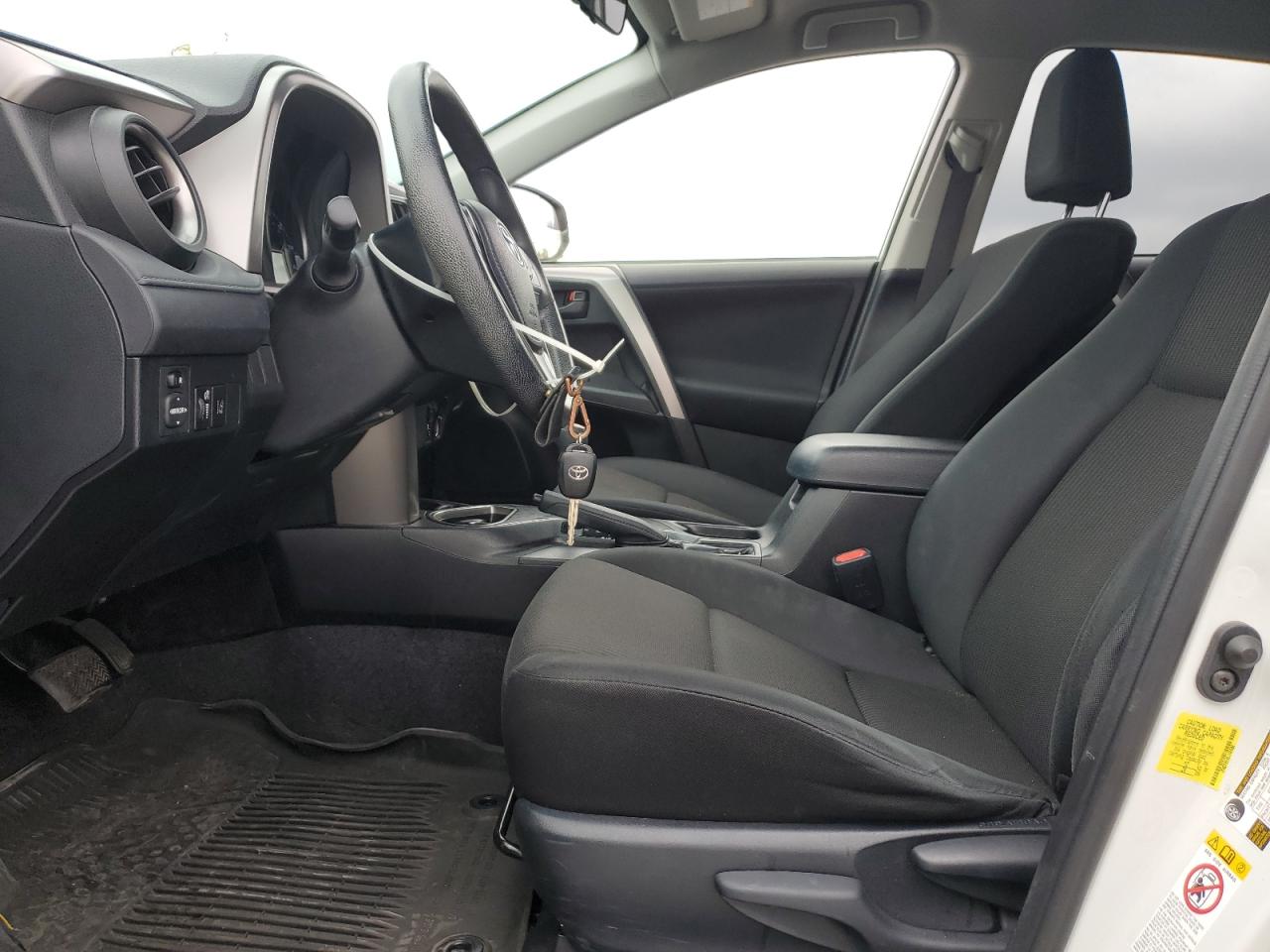 2018 Toyota RAV 4 - Image 7