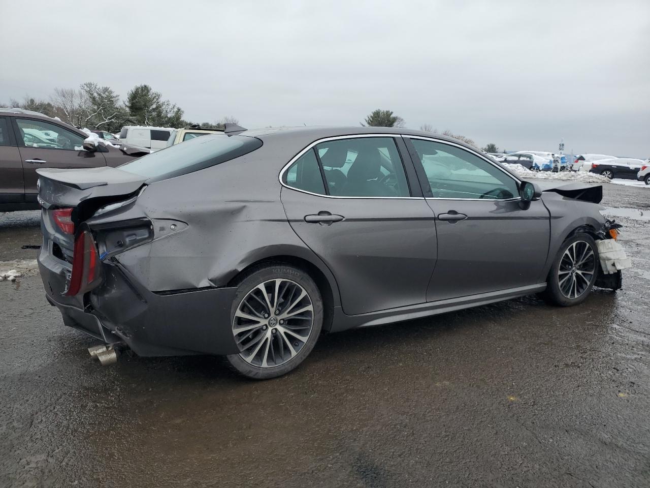 2018 Toyota Camry - Image 3
