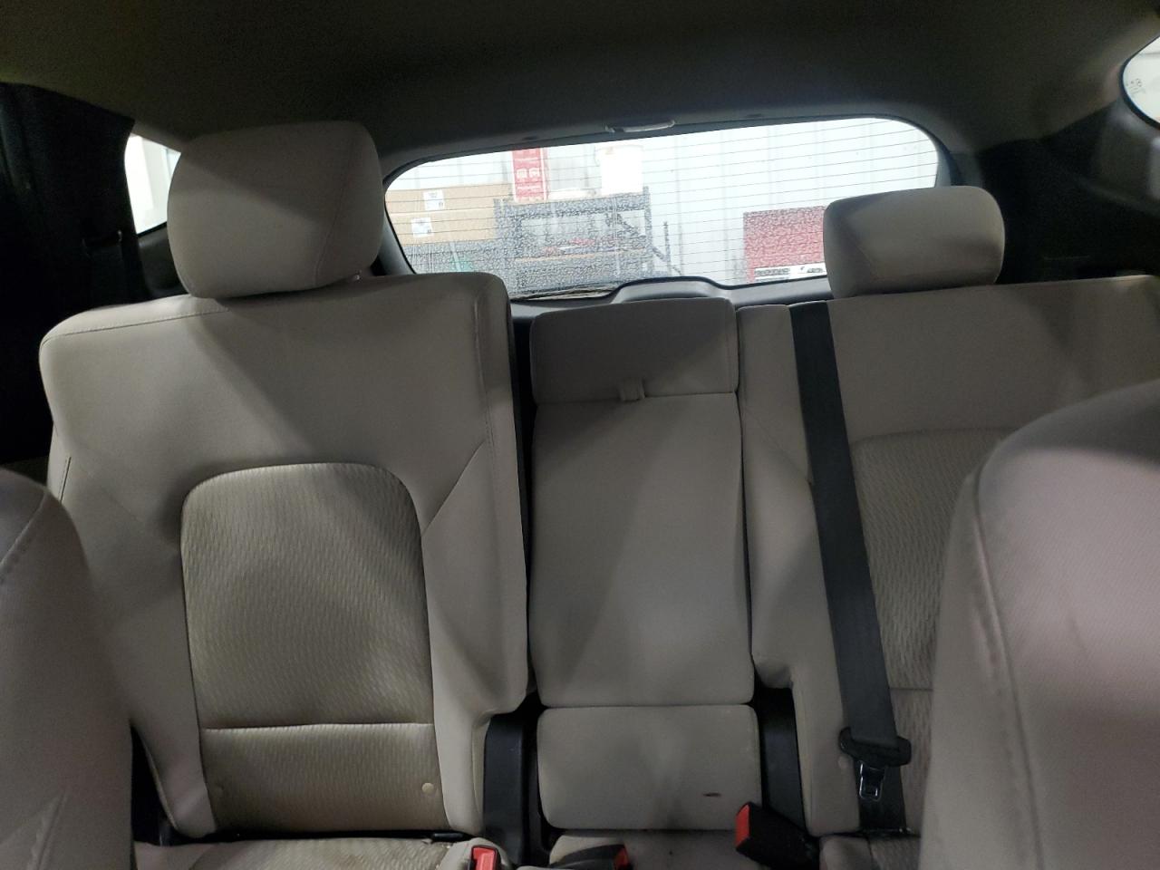 2014 Hyundai Santa Fe - Image 10