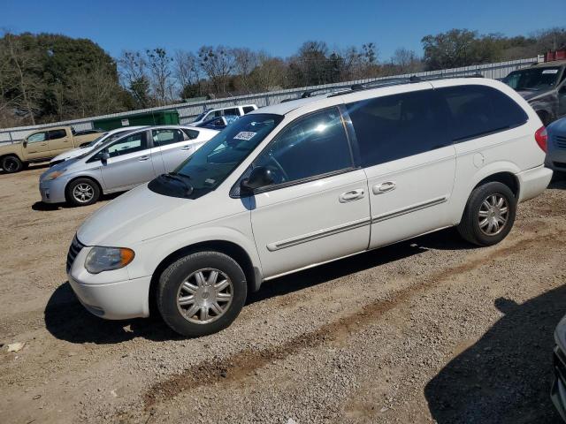 2005 Chrysler Town & Country Touring