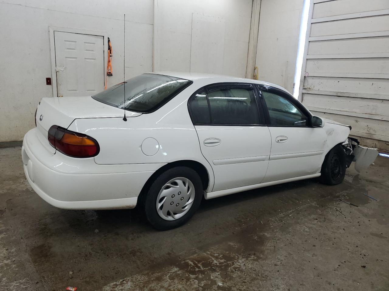 1999 Chevrolet Malibu - Image 3