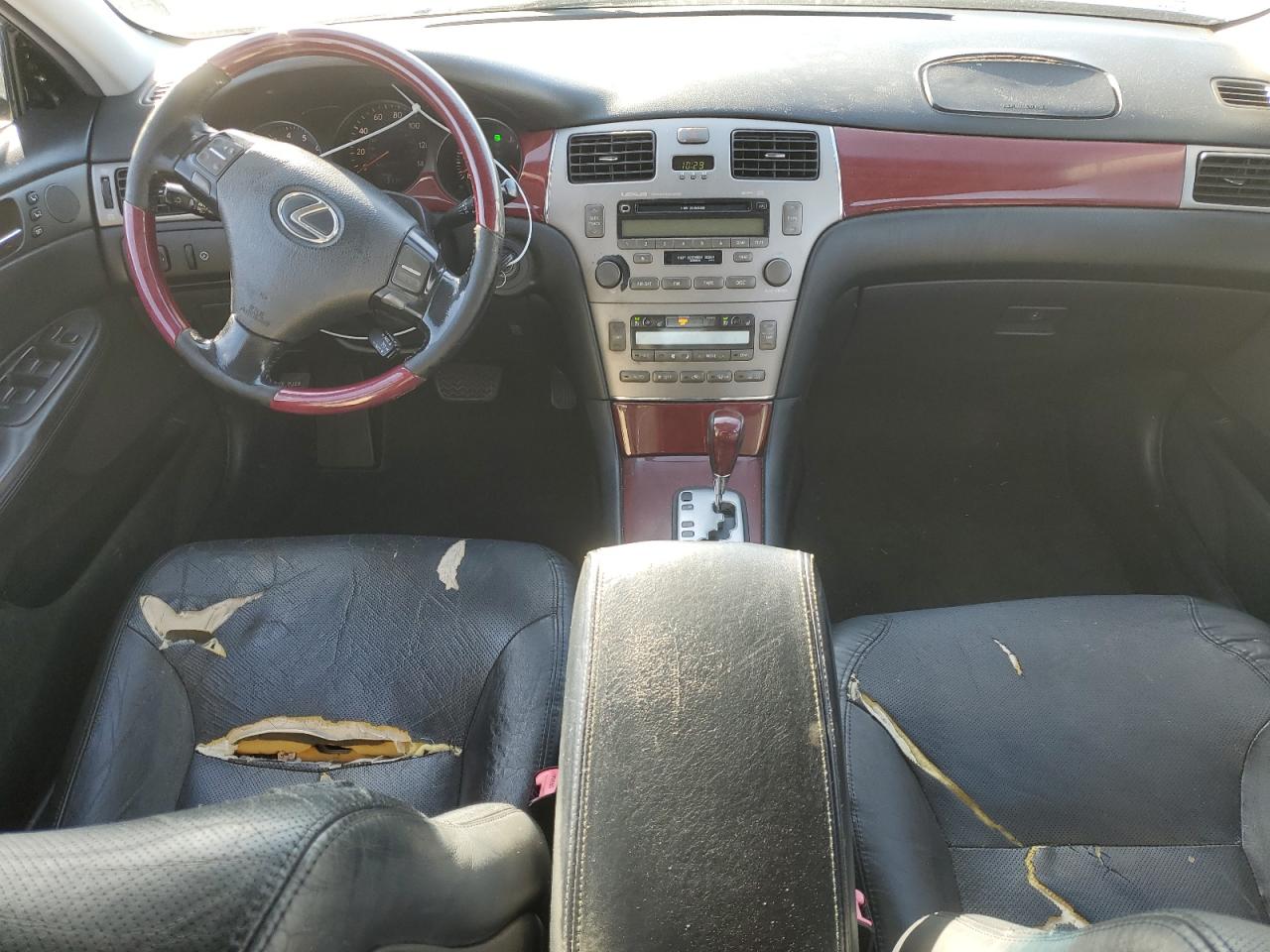 2005 Lexus ES - Image 8