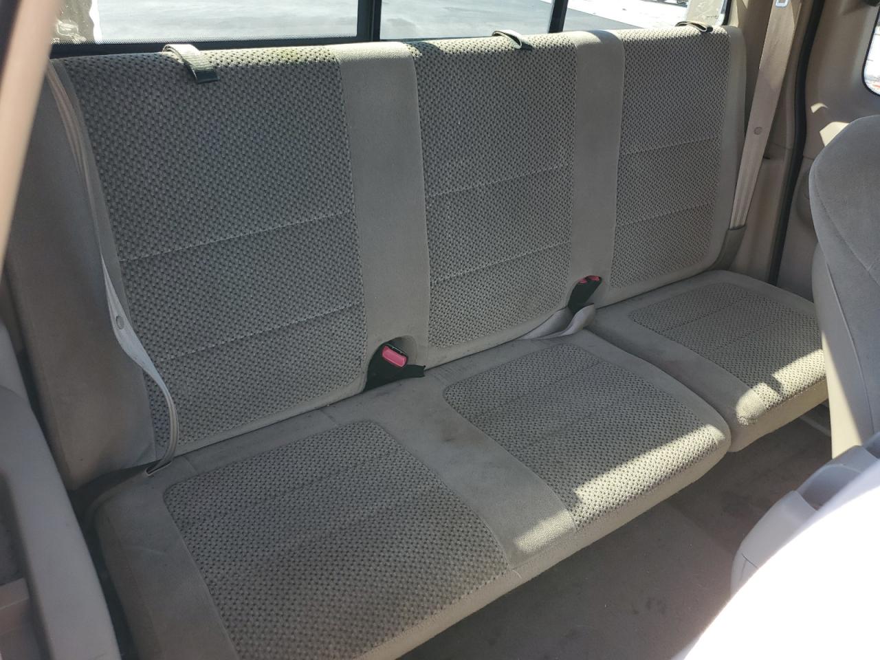 2001 Ford F-150 - Image 10