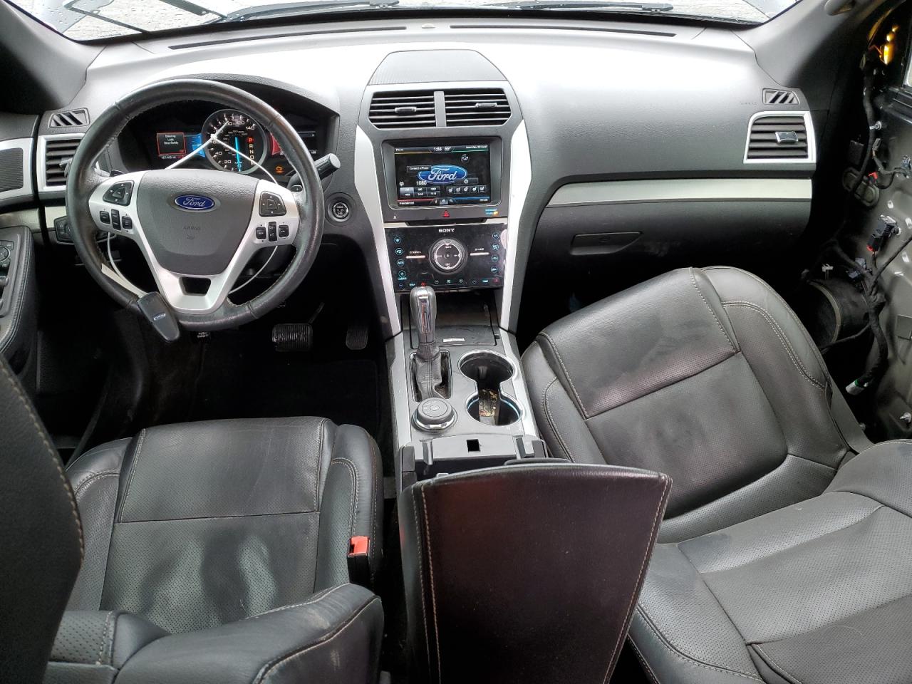 2015 Ford Explorer - Image 8