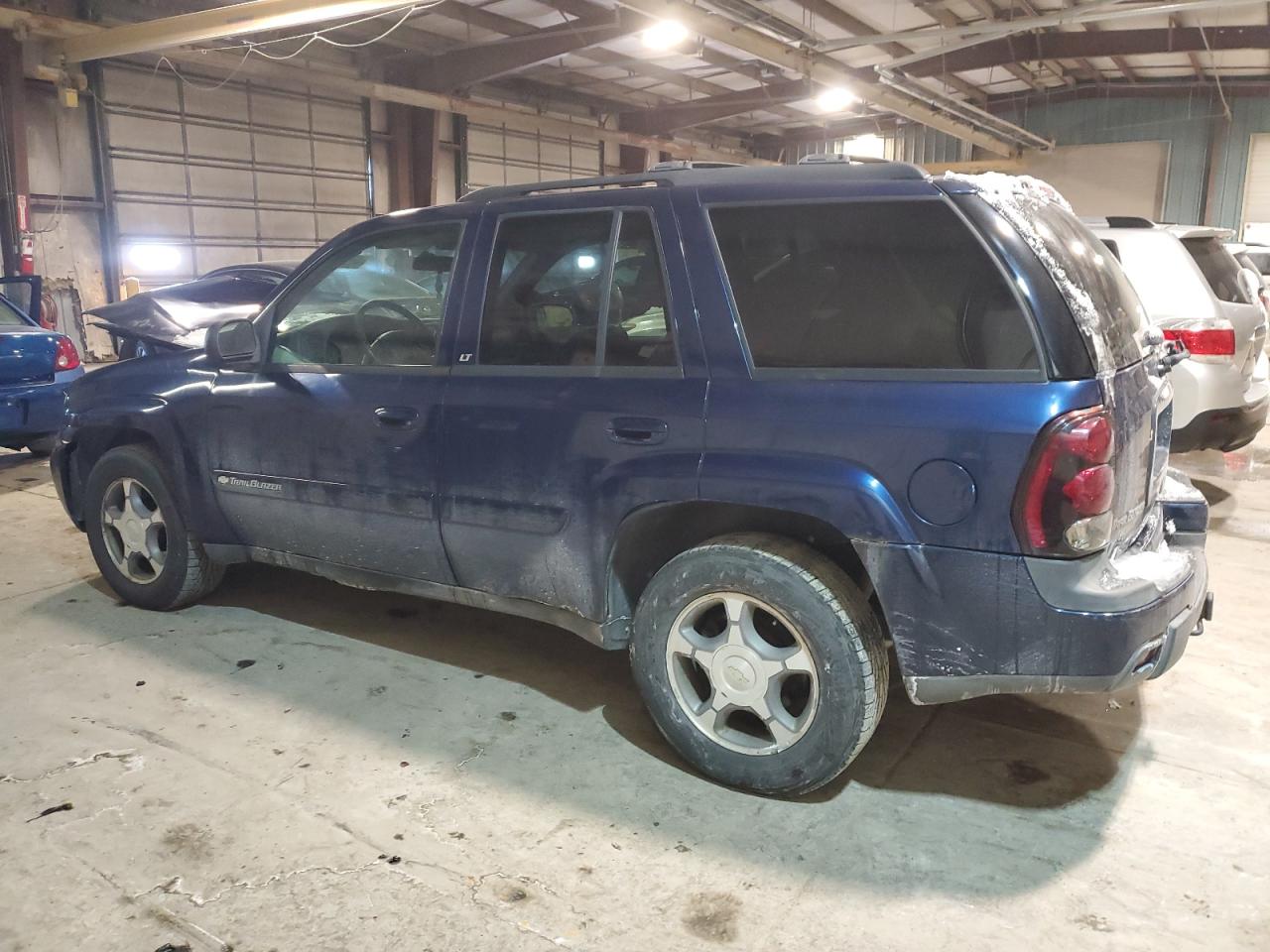 2004 Chevrolet TrailBlazer - Image 2
