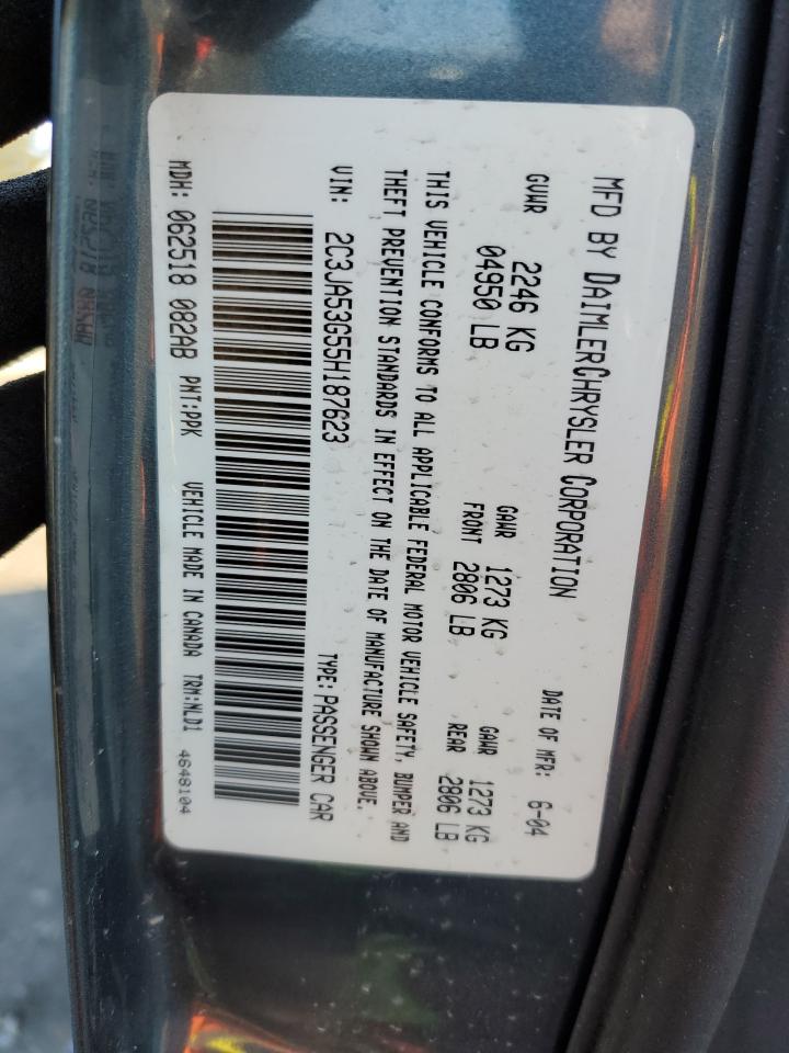 2005 Chrysler 300 - Image 13