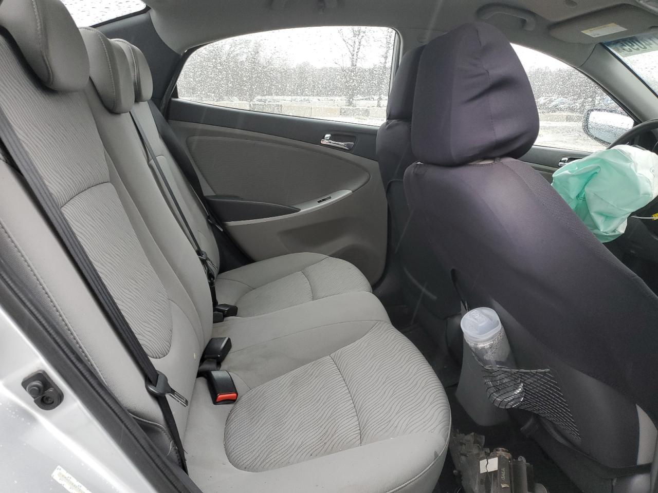 2014 Hyundai Accent - Image 10