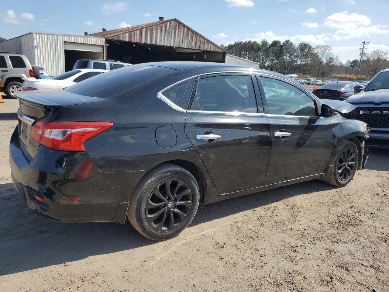 2018 Nissan Sentra - Image 3