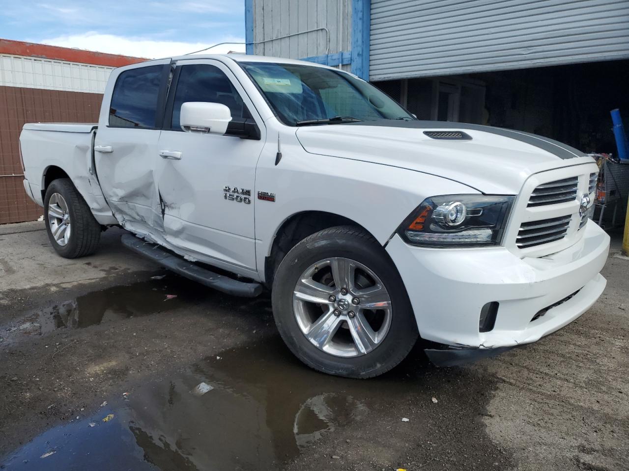 2017 RAM 1500 - Image 4