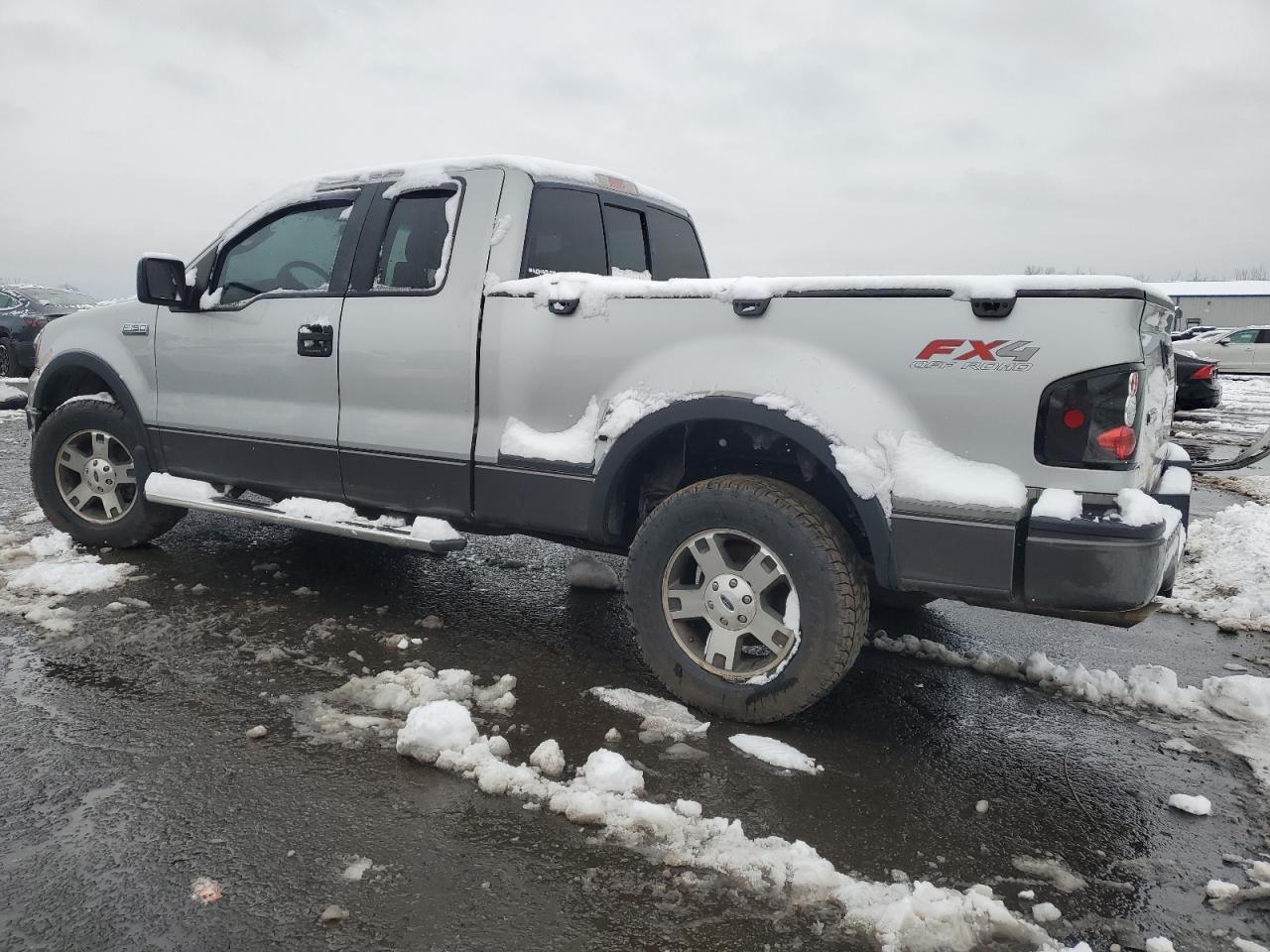 2004 Ford F-150 - Image 2