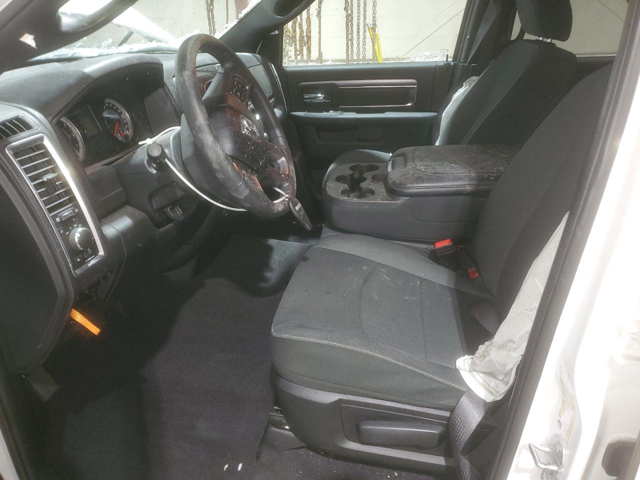 2021 RAM 1500 - Image 7