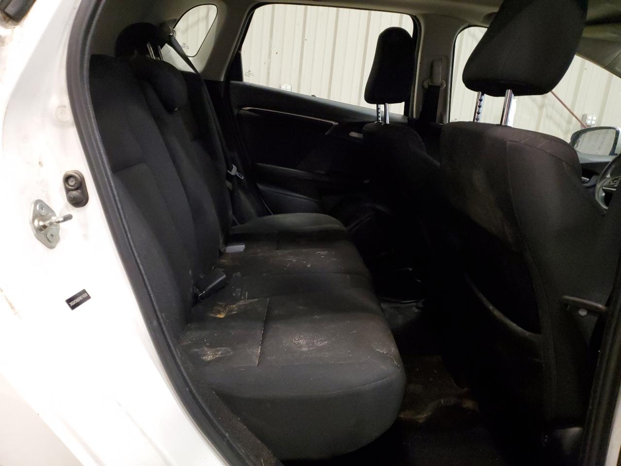 2015 Honda Fit - Image 10