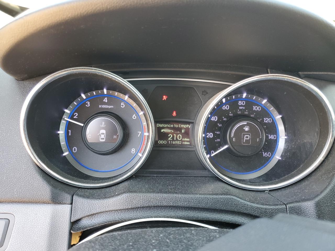 2013 Hyundai Sonata - Image 9