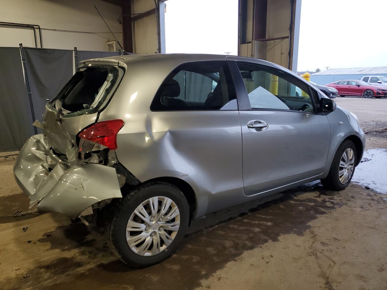 2009 Toyota Yaris - Image 3
