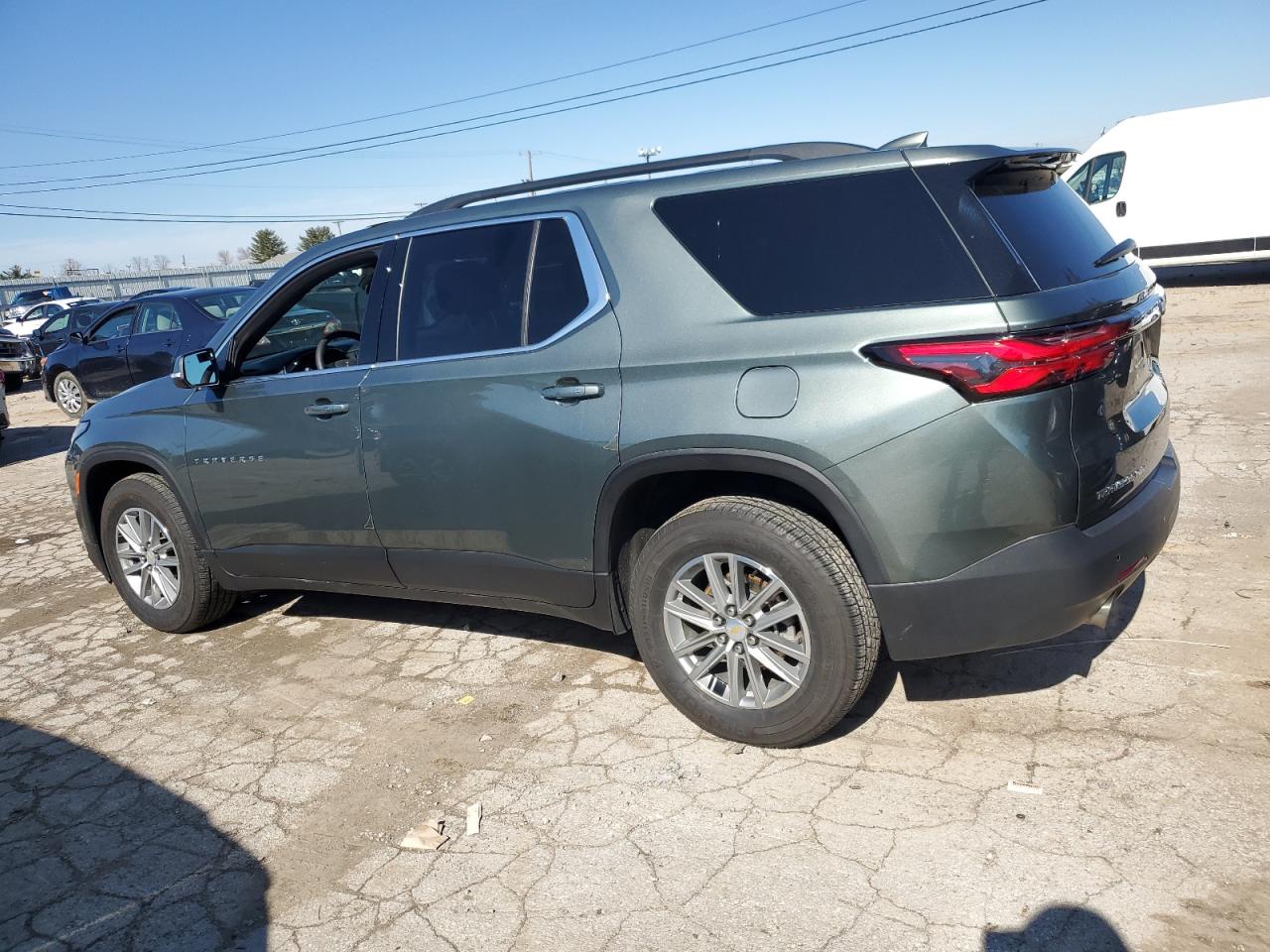 2022 Chevrolet Traverse - Image 2