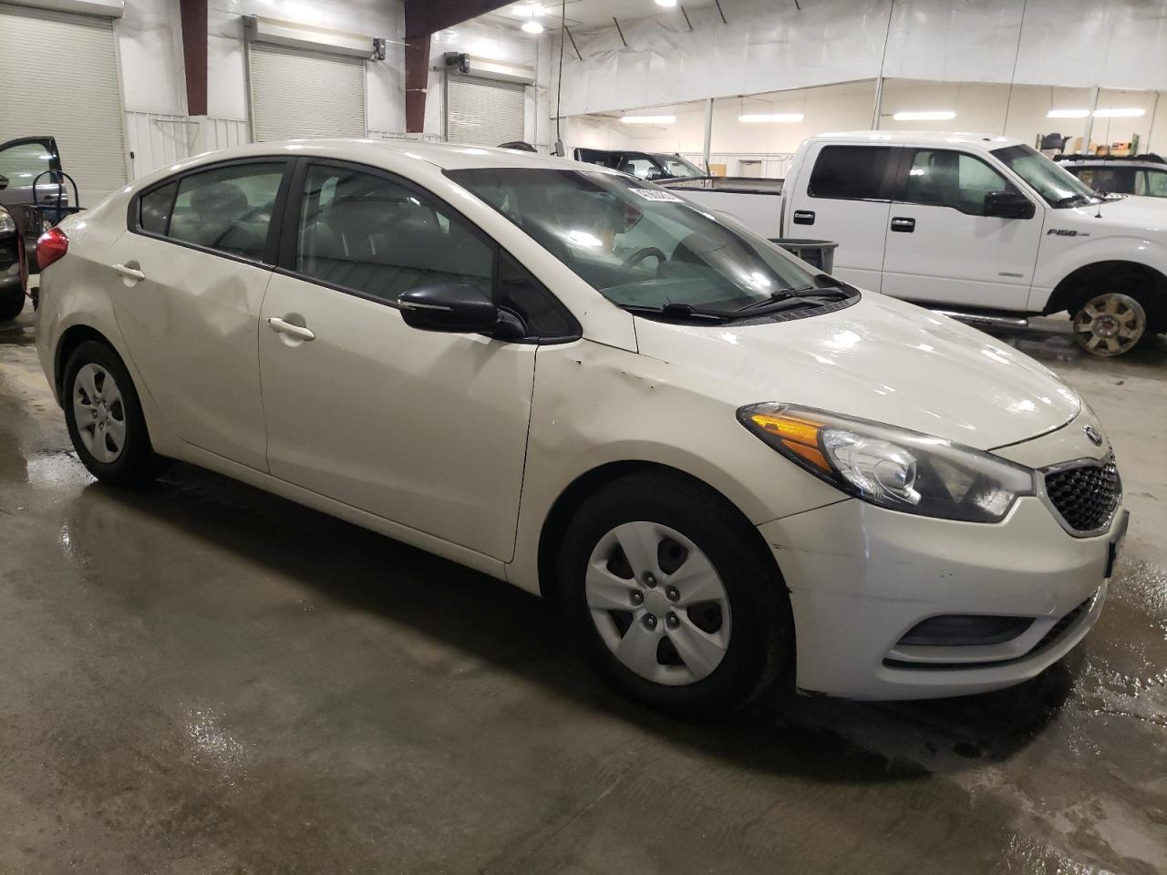 2015 Kia Forte - Image 4