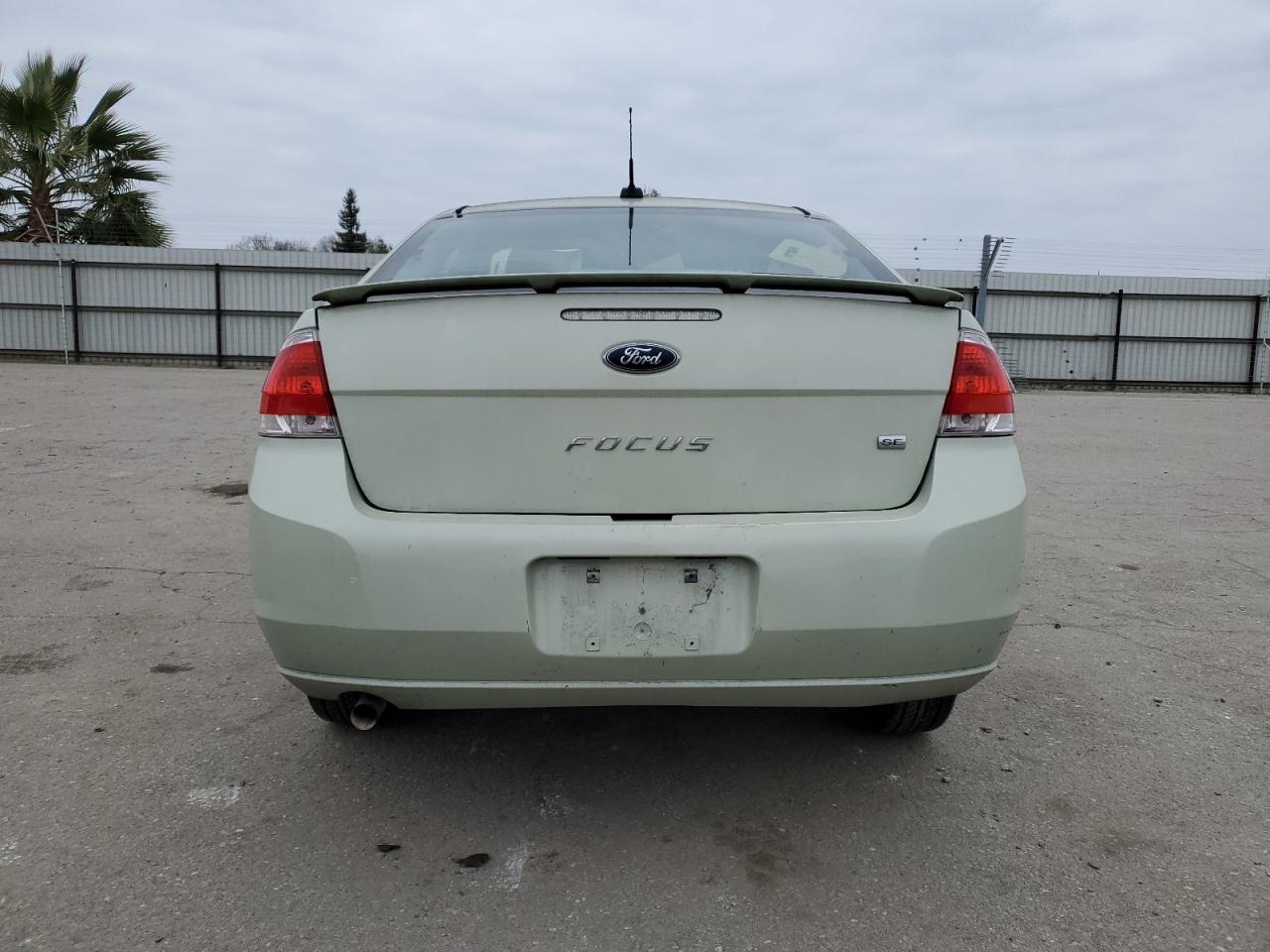2010 Ford Focus - Image 6