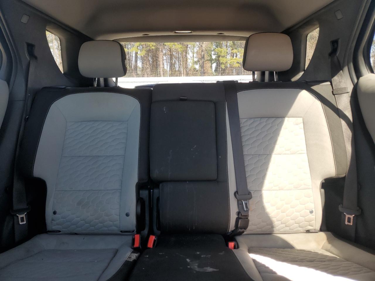 2020 Chevrolet Equinox - Image 10