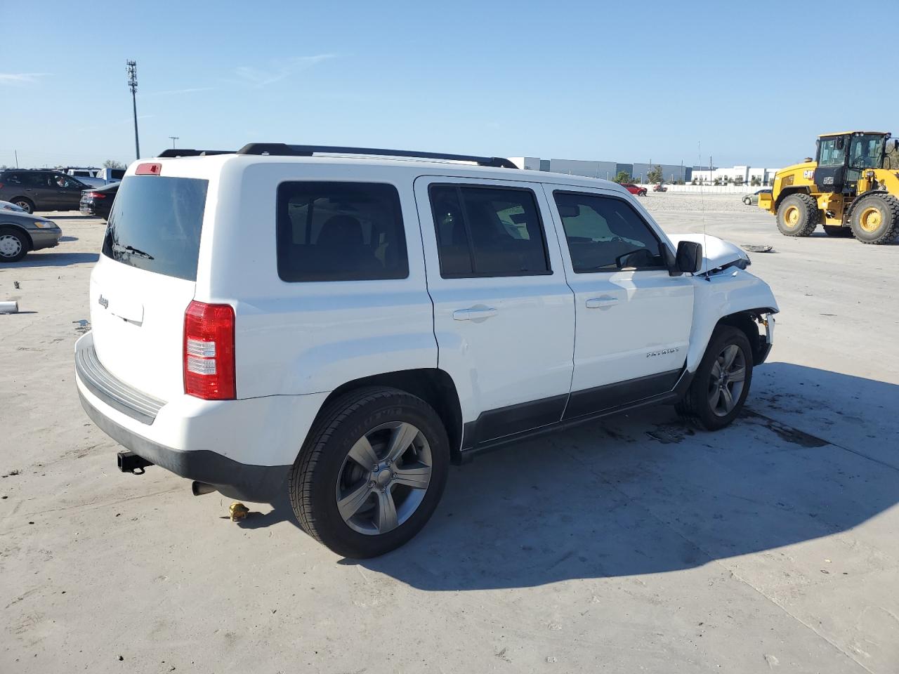 2016 Jeep Liberty (Patriot) - Image 3