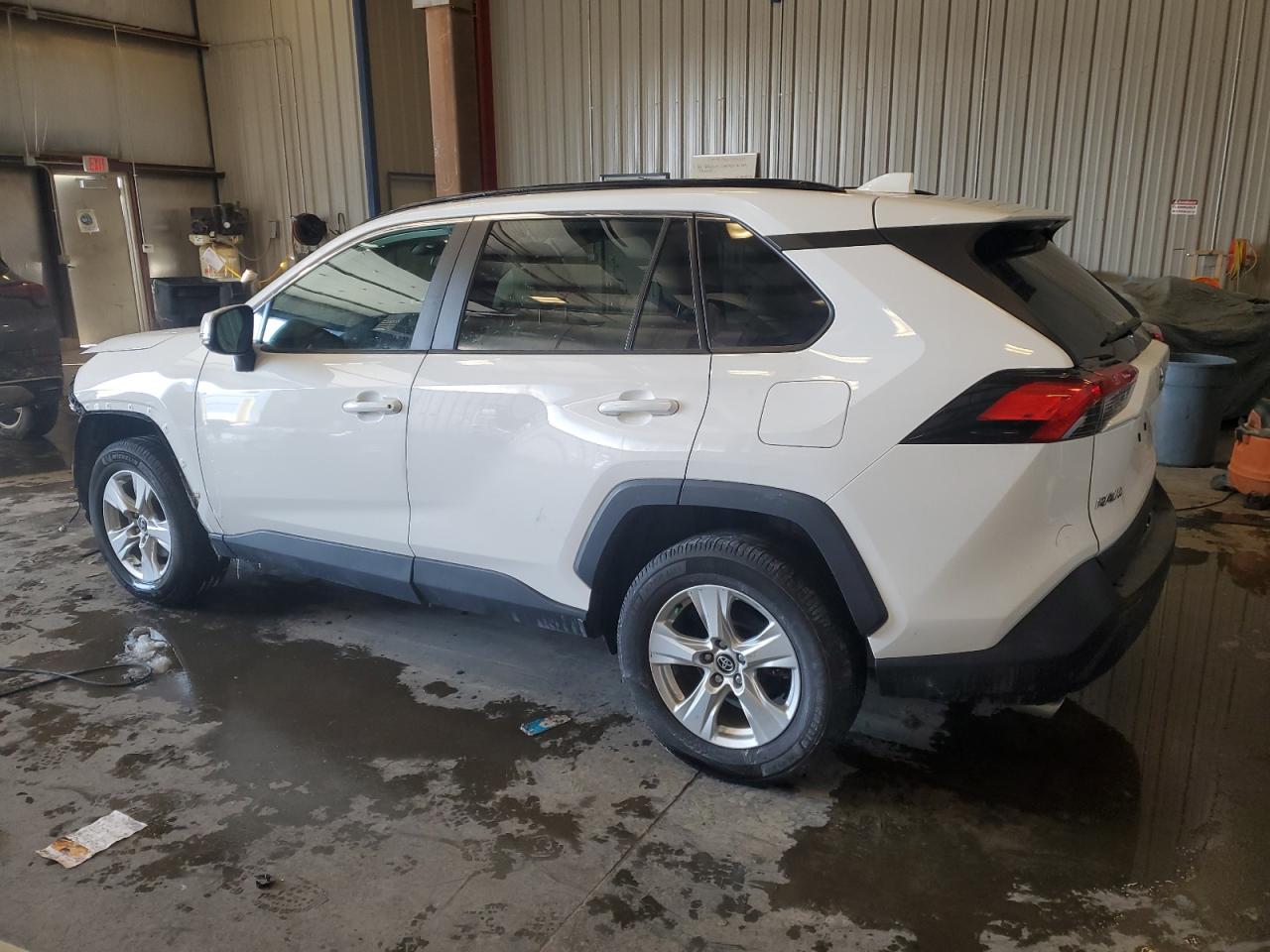2020 Toyota RAV 4 - Image 2