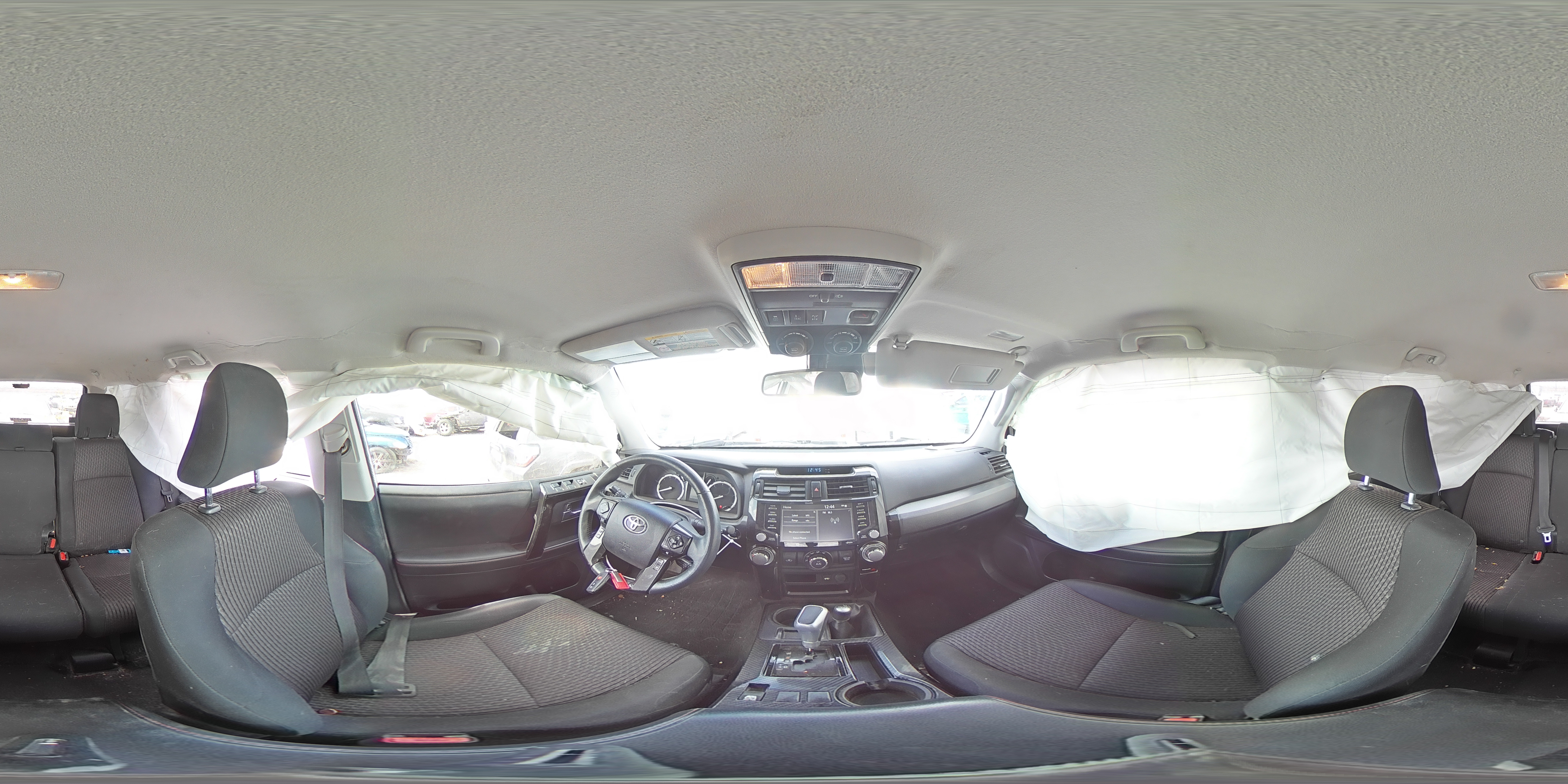 2022 Toyota 4Runner - Image 13